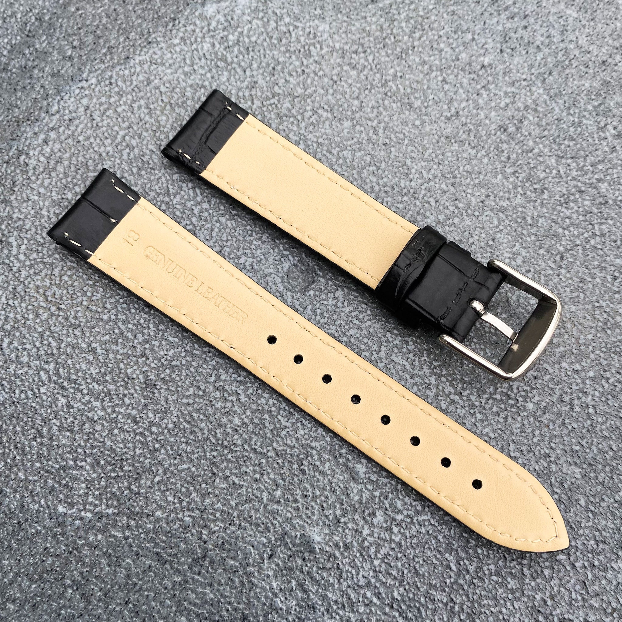 18mm/20mm Black Handcraft Alligator-embossed Italian Cowhide Leather Watch Strap w/Black Stitching - Samurai Vintage Co.