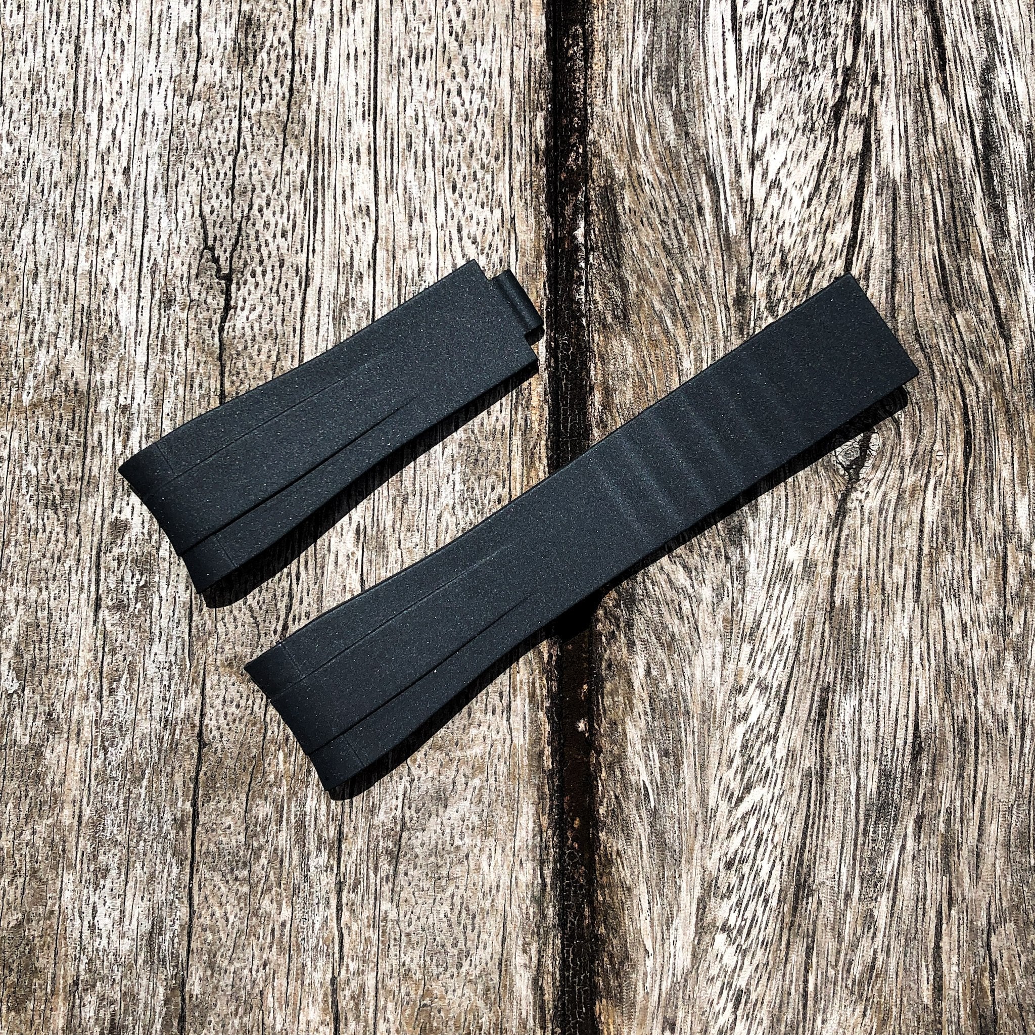 Aqua Series | Black Rubber Watch Strap For Rolex with Curved End - Samurai Vintage Co.