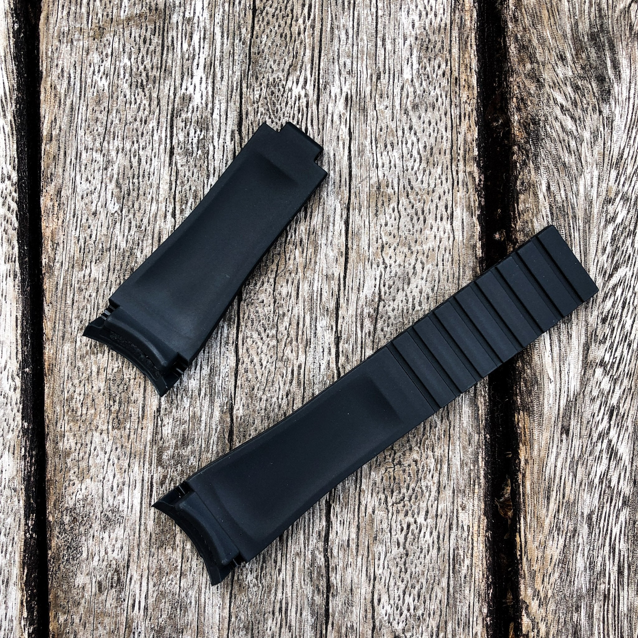 Aqua Series | Black Rubber Watch Strap For Rolex with Curved End - Samurai Vintage Co.