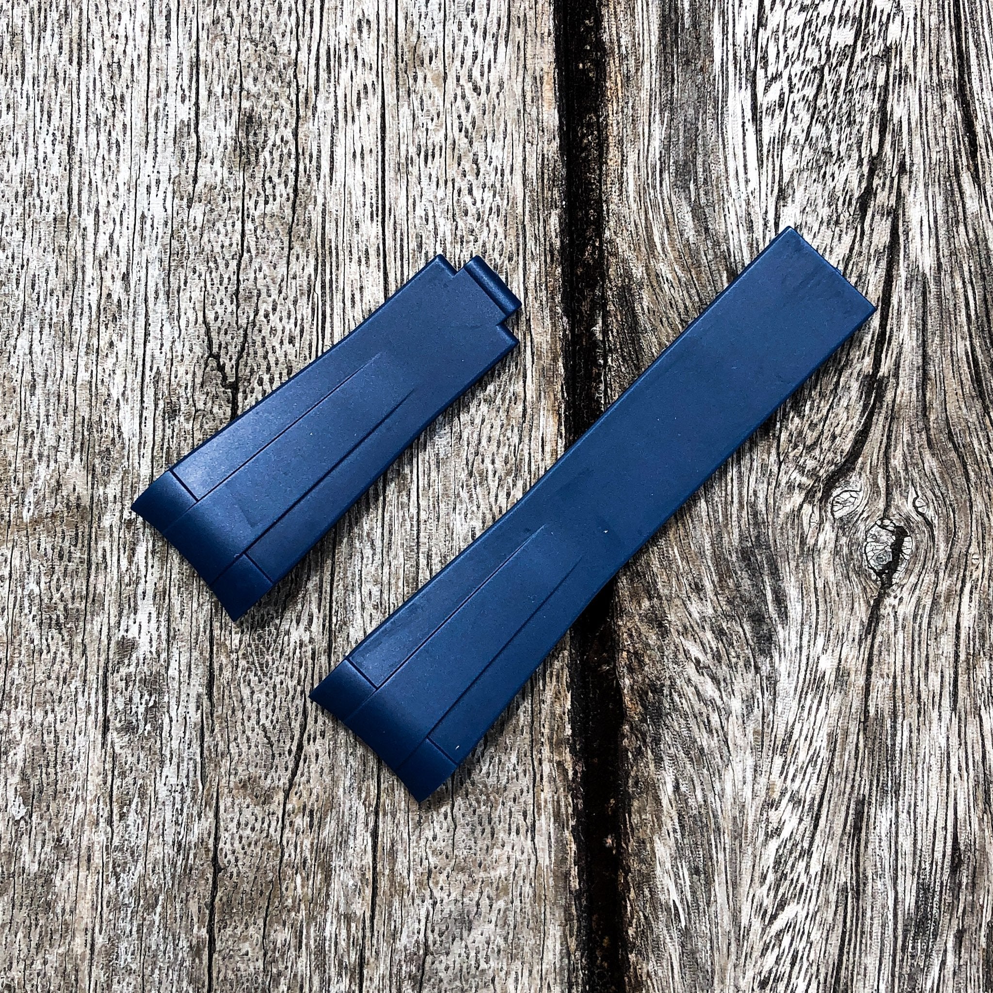 Aqua Series | Blue Rubber Watch Strap For Rolex with Curved End - Samurai Vintage Co.