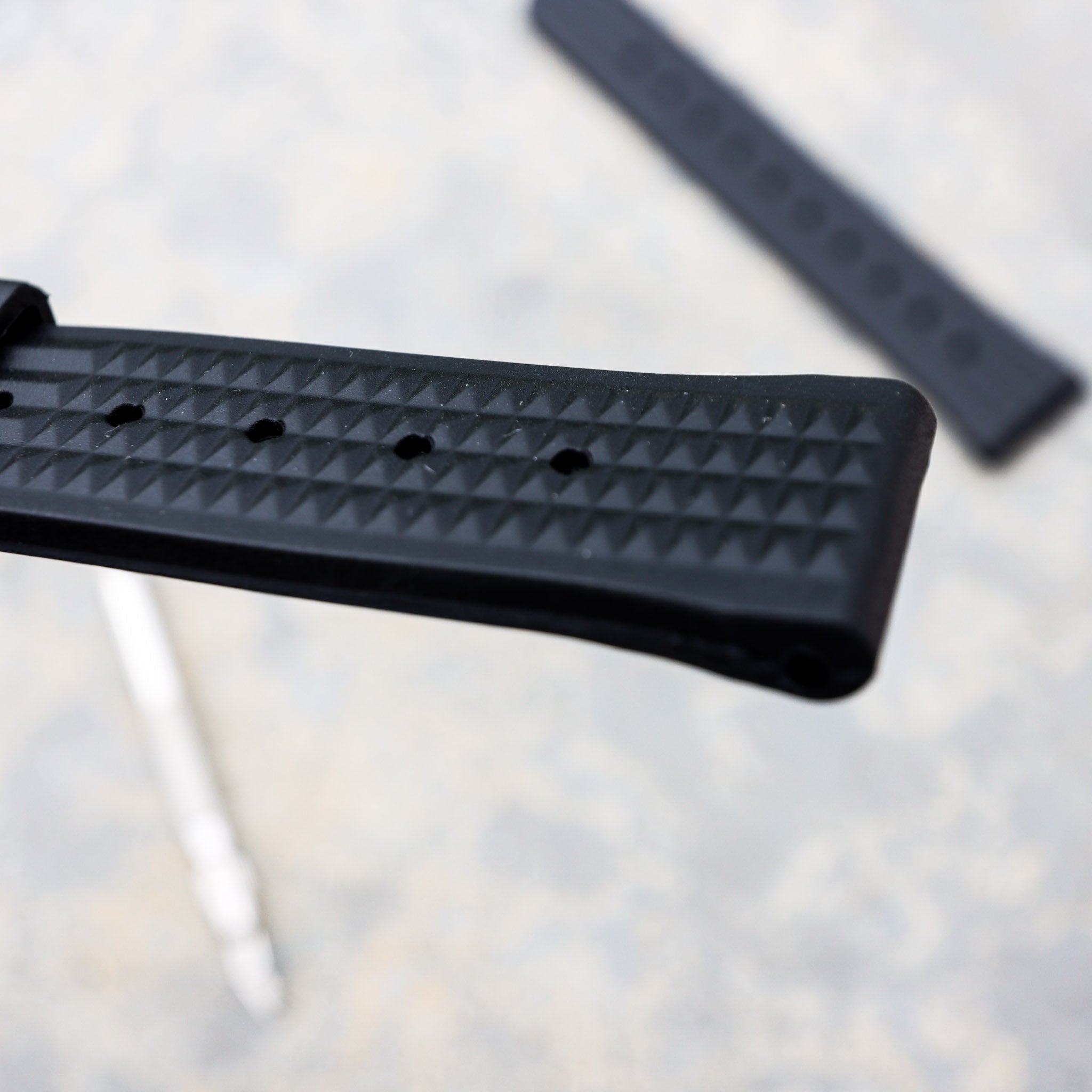 Black Waffle Pattern | Flexi Rubber Series Watch Strap For Seiko - Samurai Vintage Co.