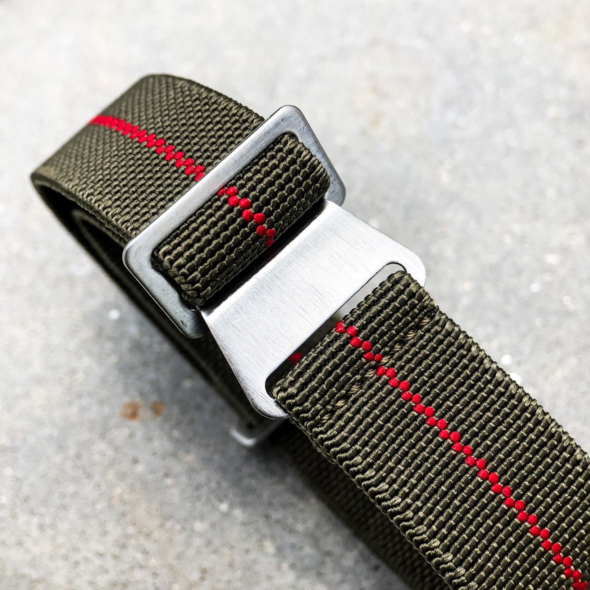 Olive Green with Red Line | French Navy Parachute Strap - Samurai Vintage Co.