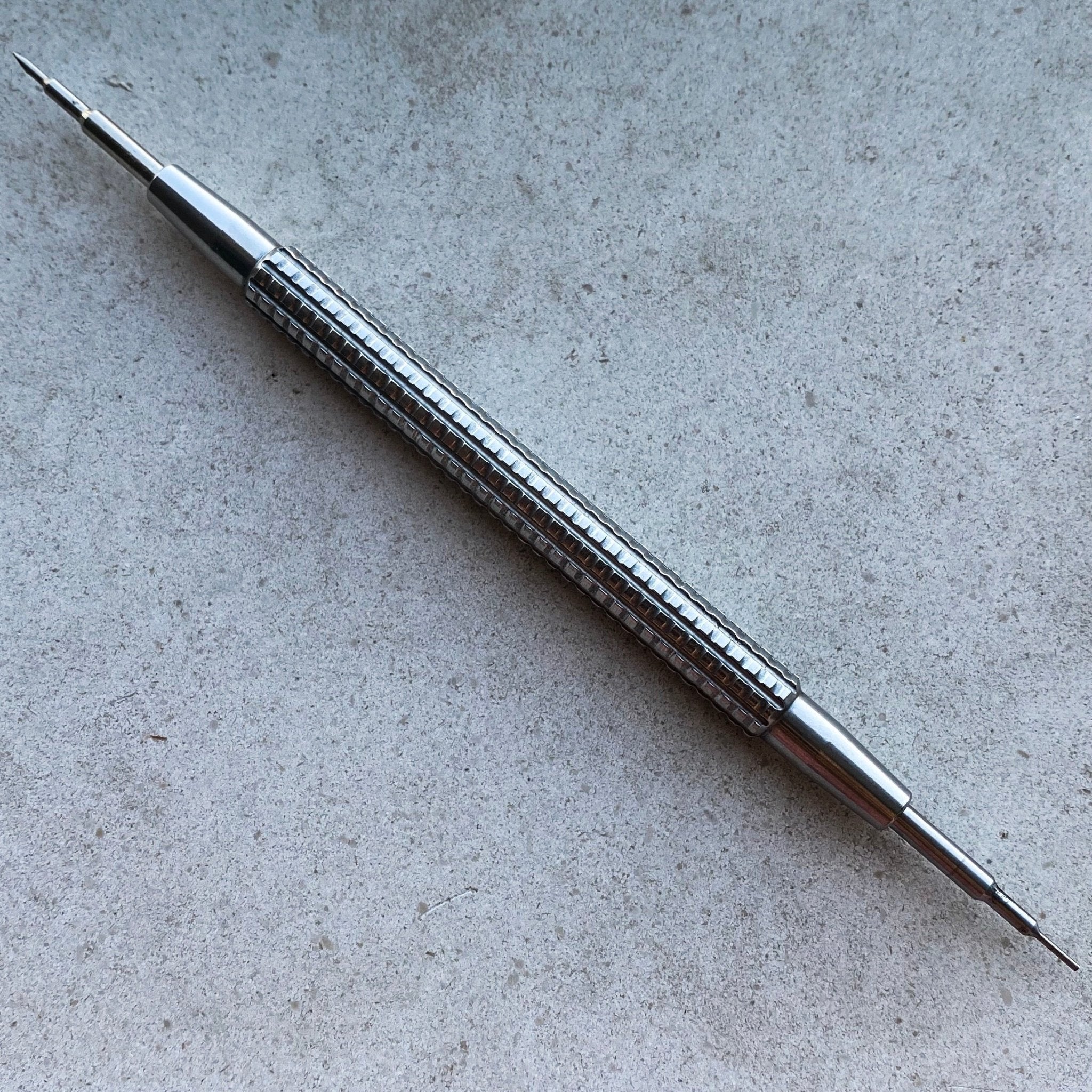 Silver Slim Style | Multi-use Spring Bar Tool - Samurai Vintage Co.