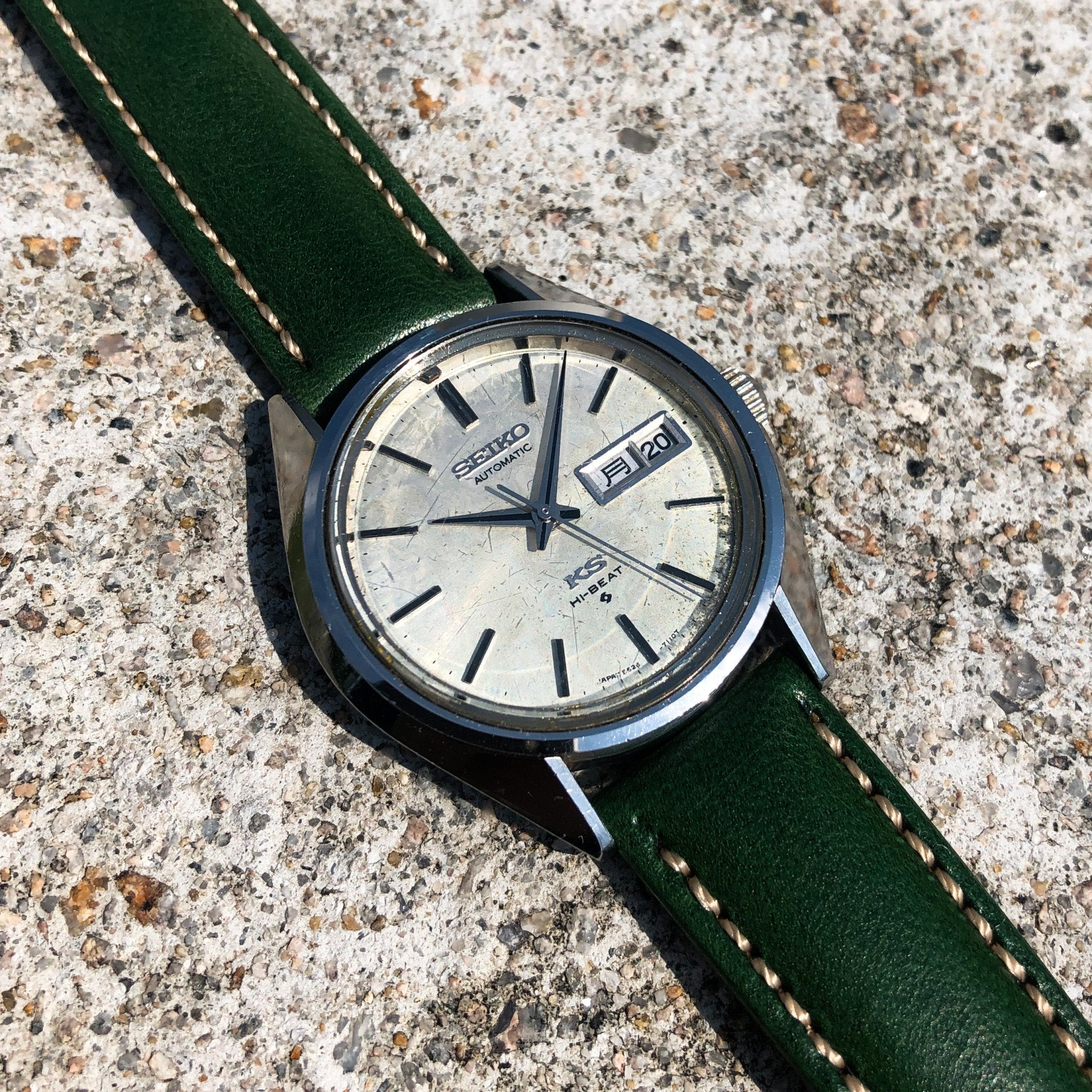 Vintage Watch | King Seiko 5626 - 7110R (with wave pattern patina dial) - Samurai Vintage Co.