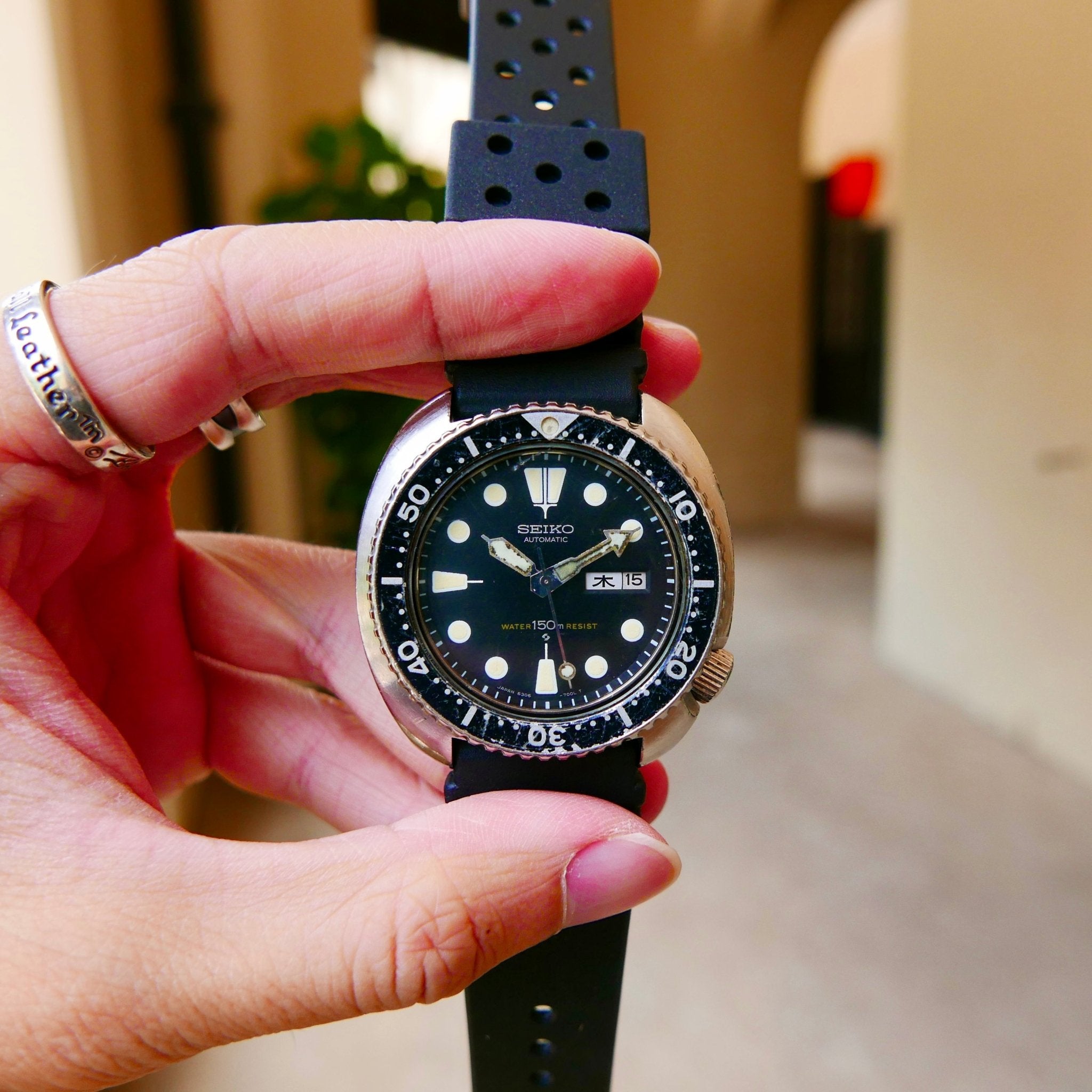 Vintage Watch | Seiko 6306 Turtle (JDM version) (aka Seiko 6309) - Samurai Vintage Co.