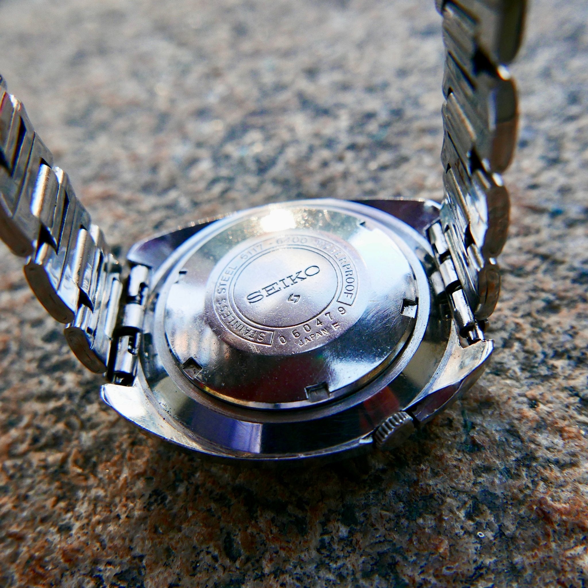 Vintage Watch | Seiko World Time 6117-6420 - Samurai Vintage Co.