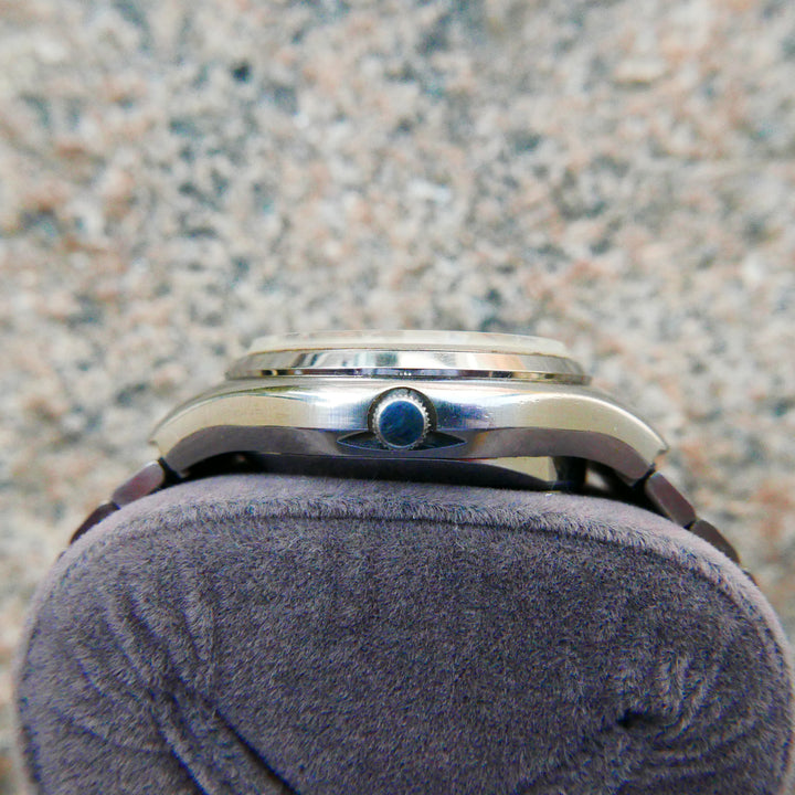 vintage-watch-seiko-quartz-vfa-3823-7000