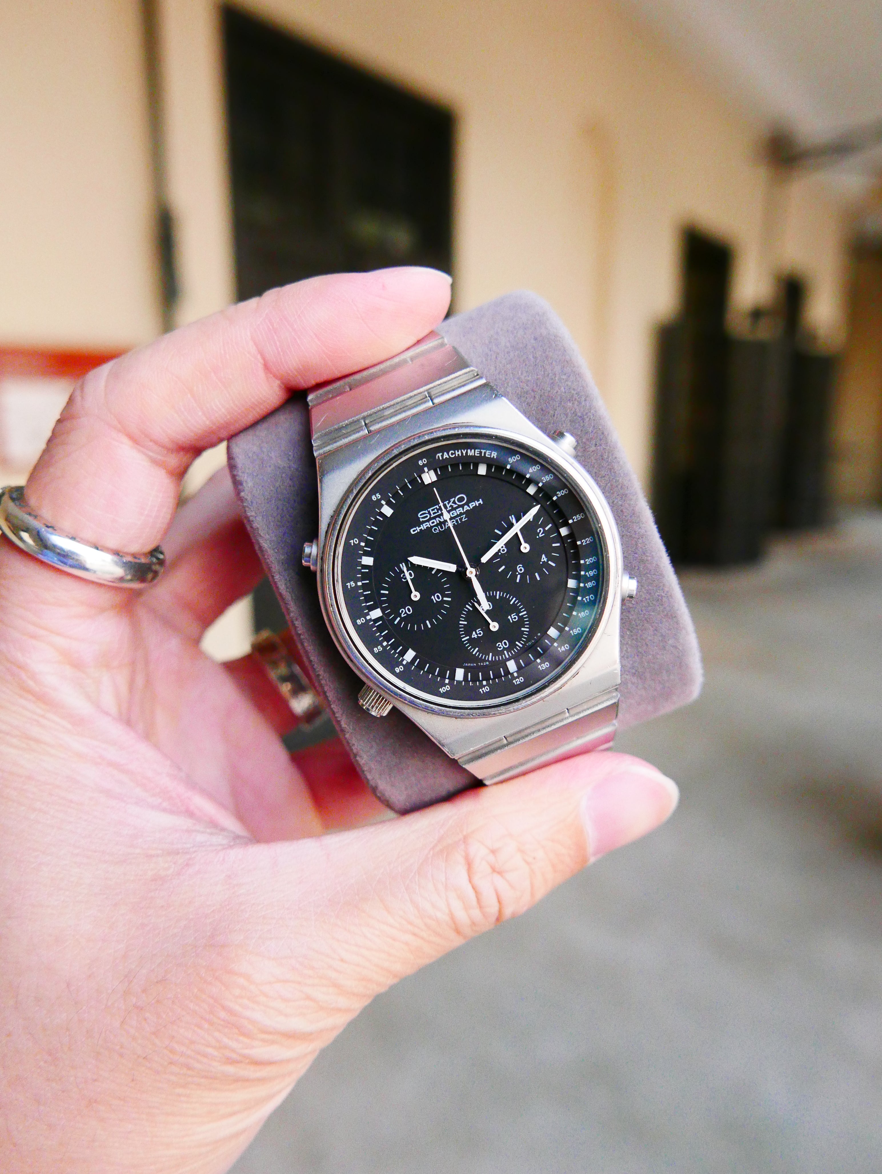 Vintage Watch | Seiko Quartz Chronograph 7A28-701LT Speedmaster (Black Dial)