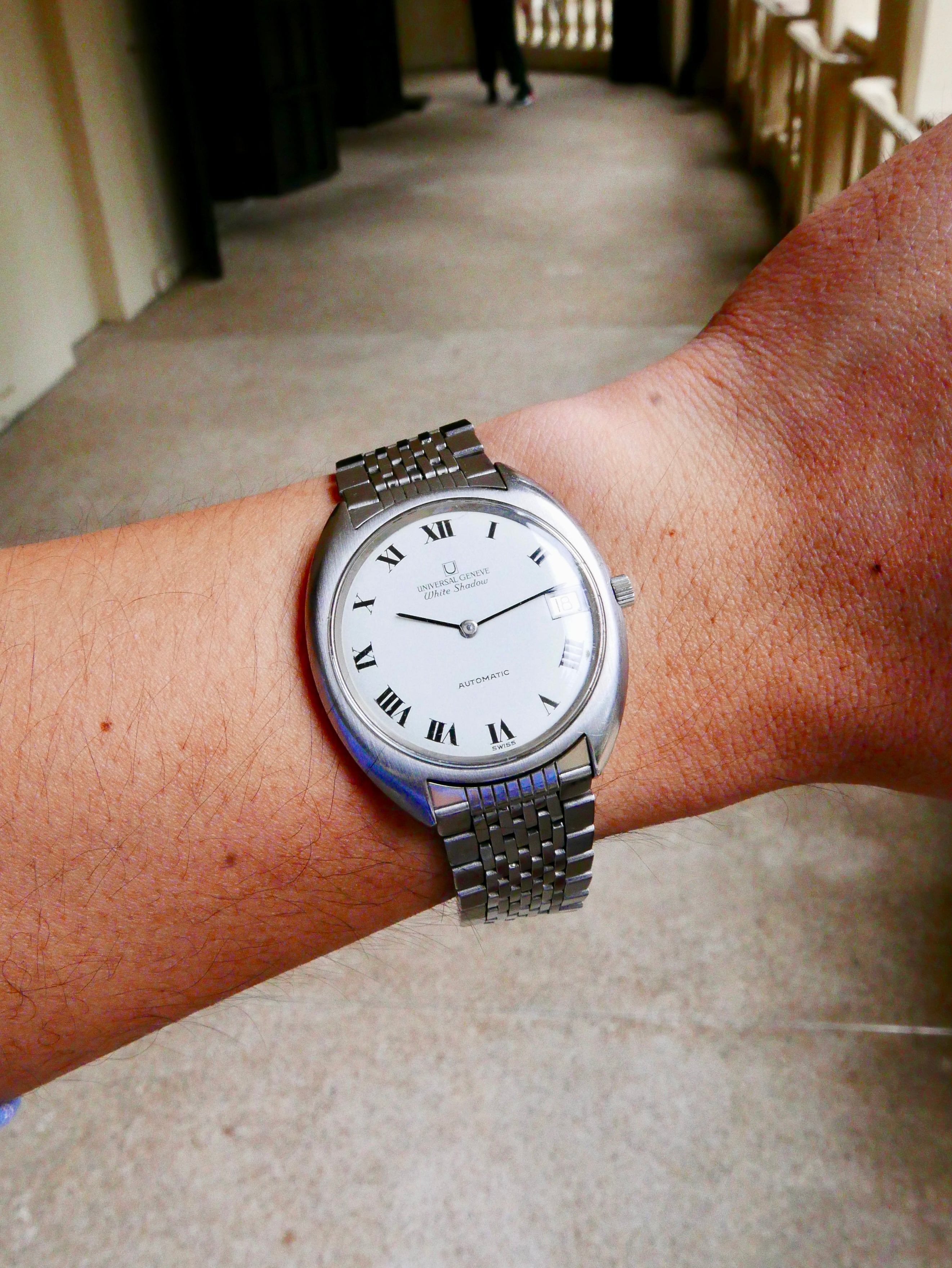 Vintage Watch | Universal Geneve White Shadow Automatic 867102 (With Certificate & Paper)