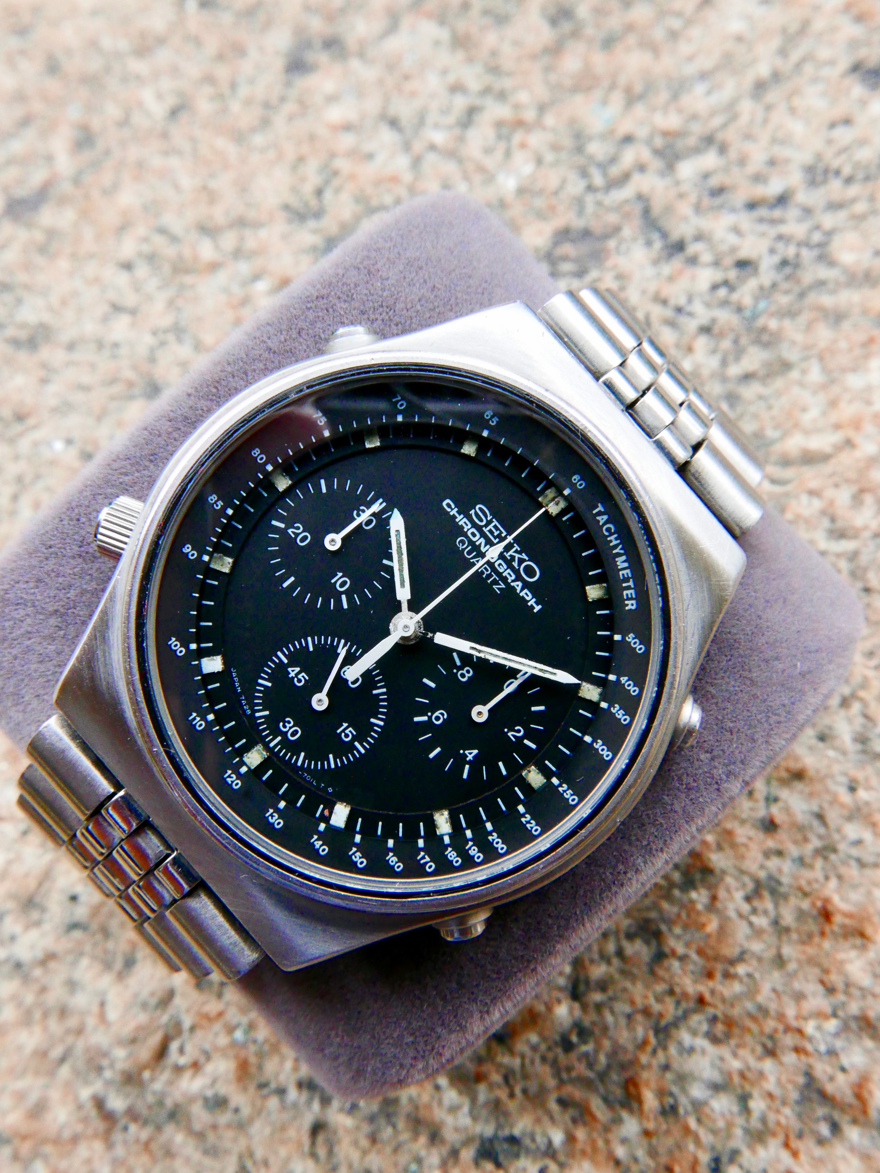 Vintage Watch | Seiko Quartz Chronograph 7A28-701LT Speedmaster (Black Dial)