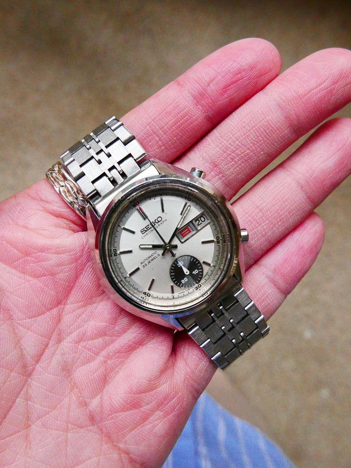 Vintage Seiko Chronograph 7018-7000 "One-Eyed Panda"