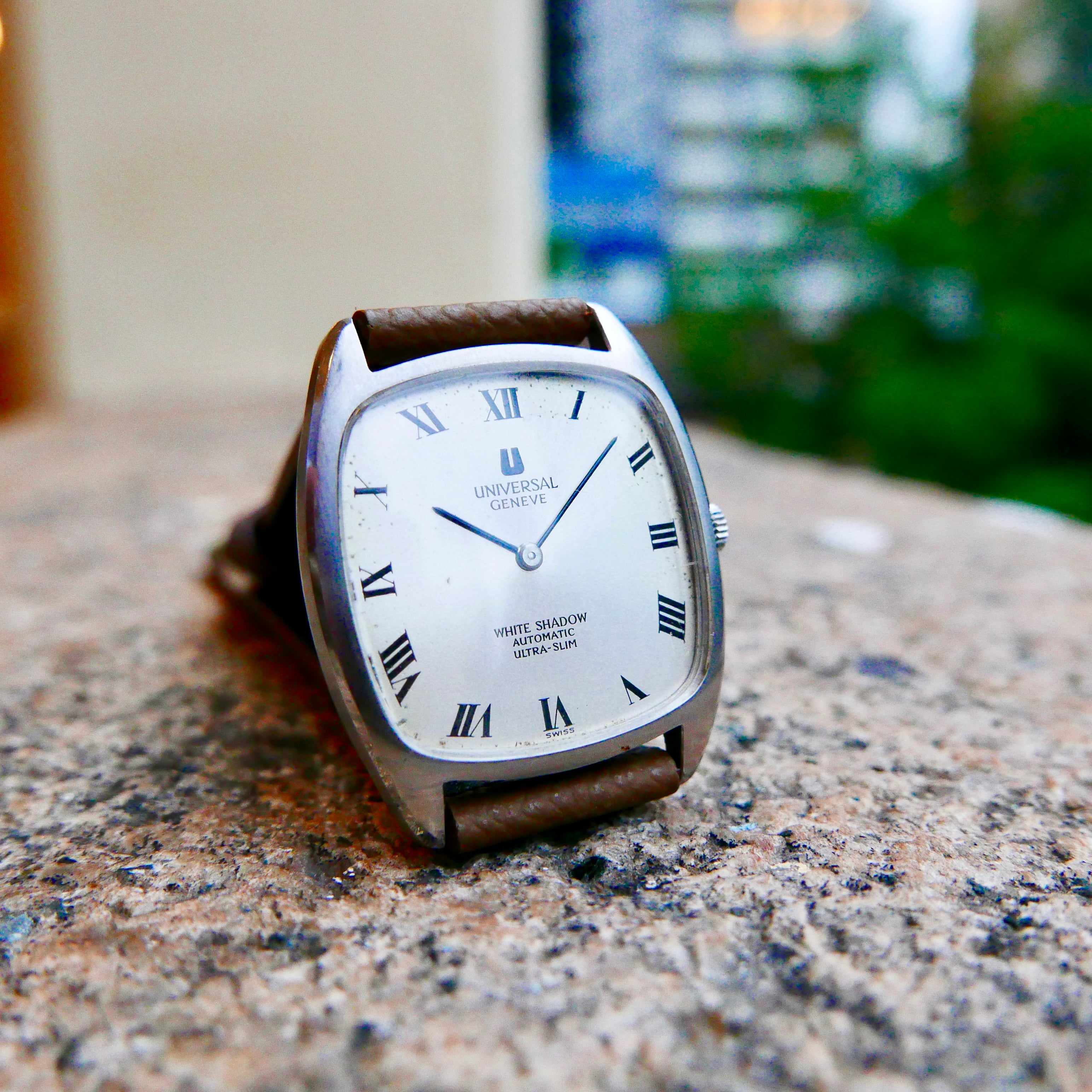 Vintage Watch | Universal Geneve White Shadow Rectangular Automatic 866105