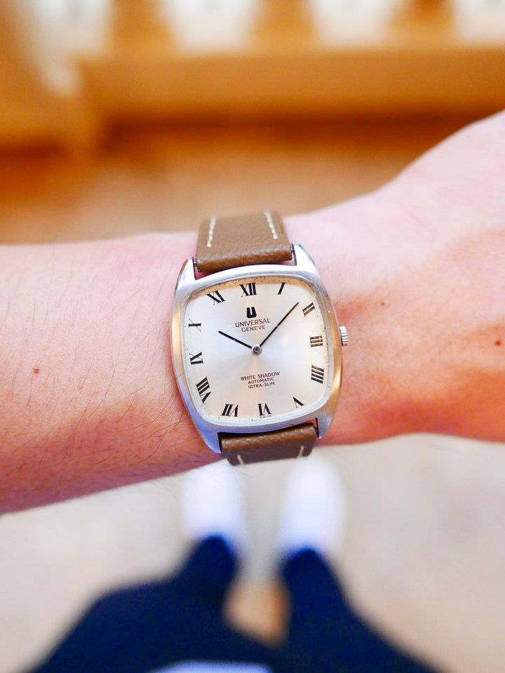 Vintage Watch | Universal Geneve White Shadow Rectangular Automatic 866105