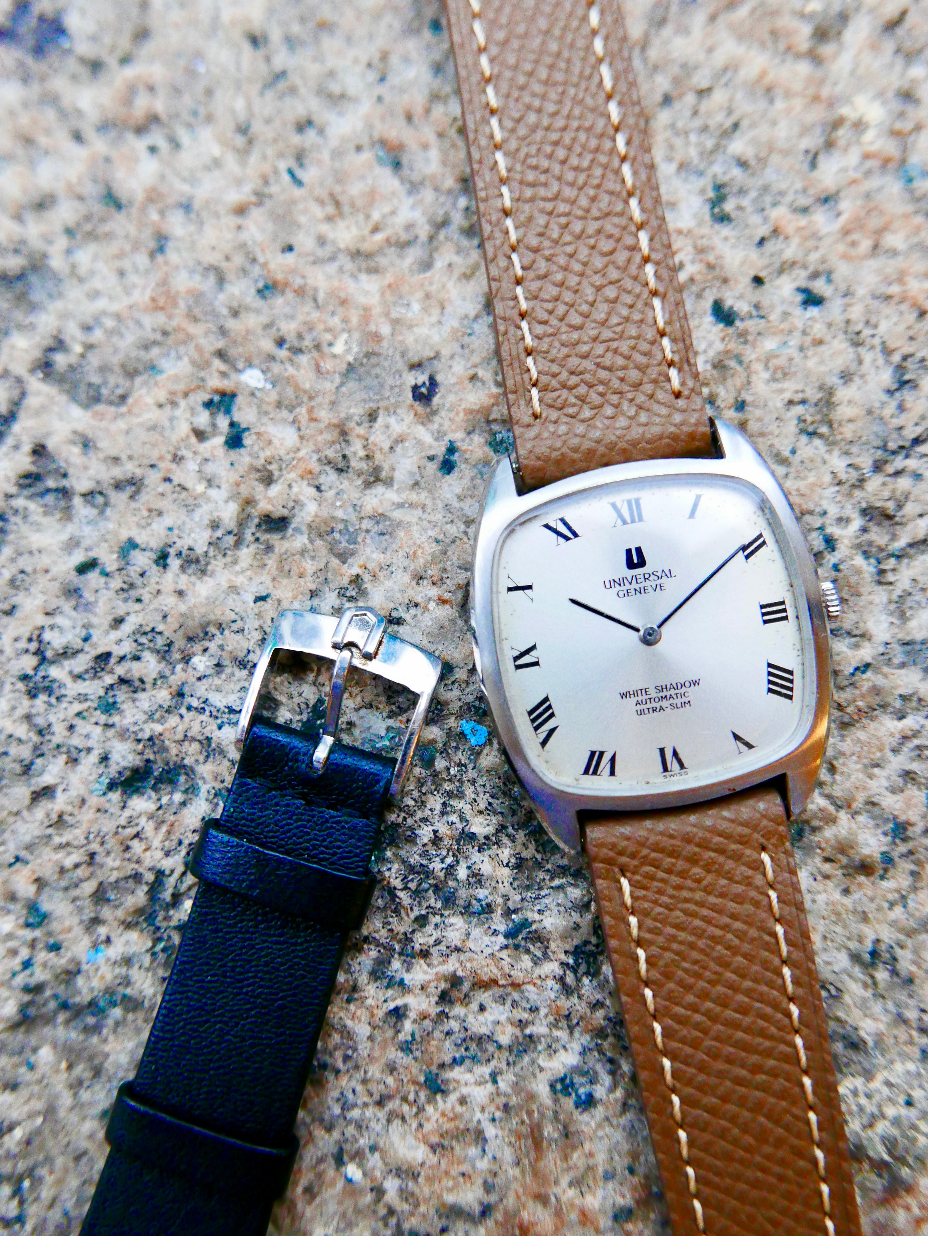 Vintage Watch | Universal Geneve White Shadow Rectangular Automatic 866105