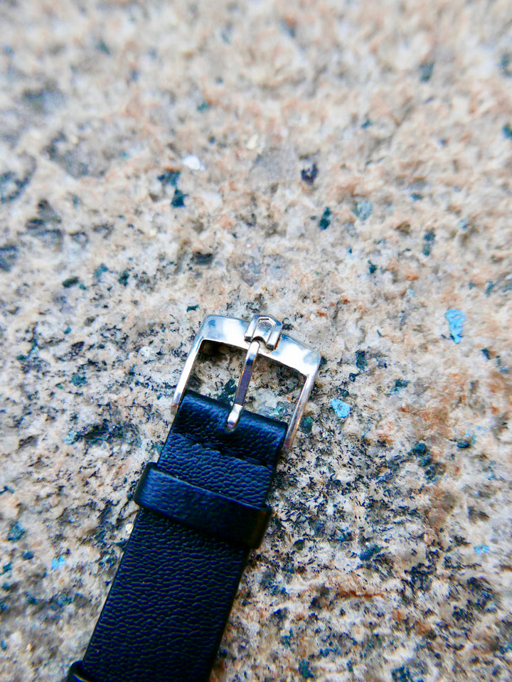 Vintage Watch | Universal Geneve White Shadow Rectangular Automatic 866105