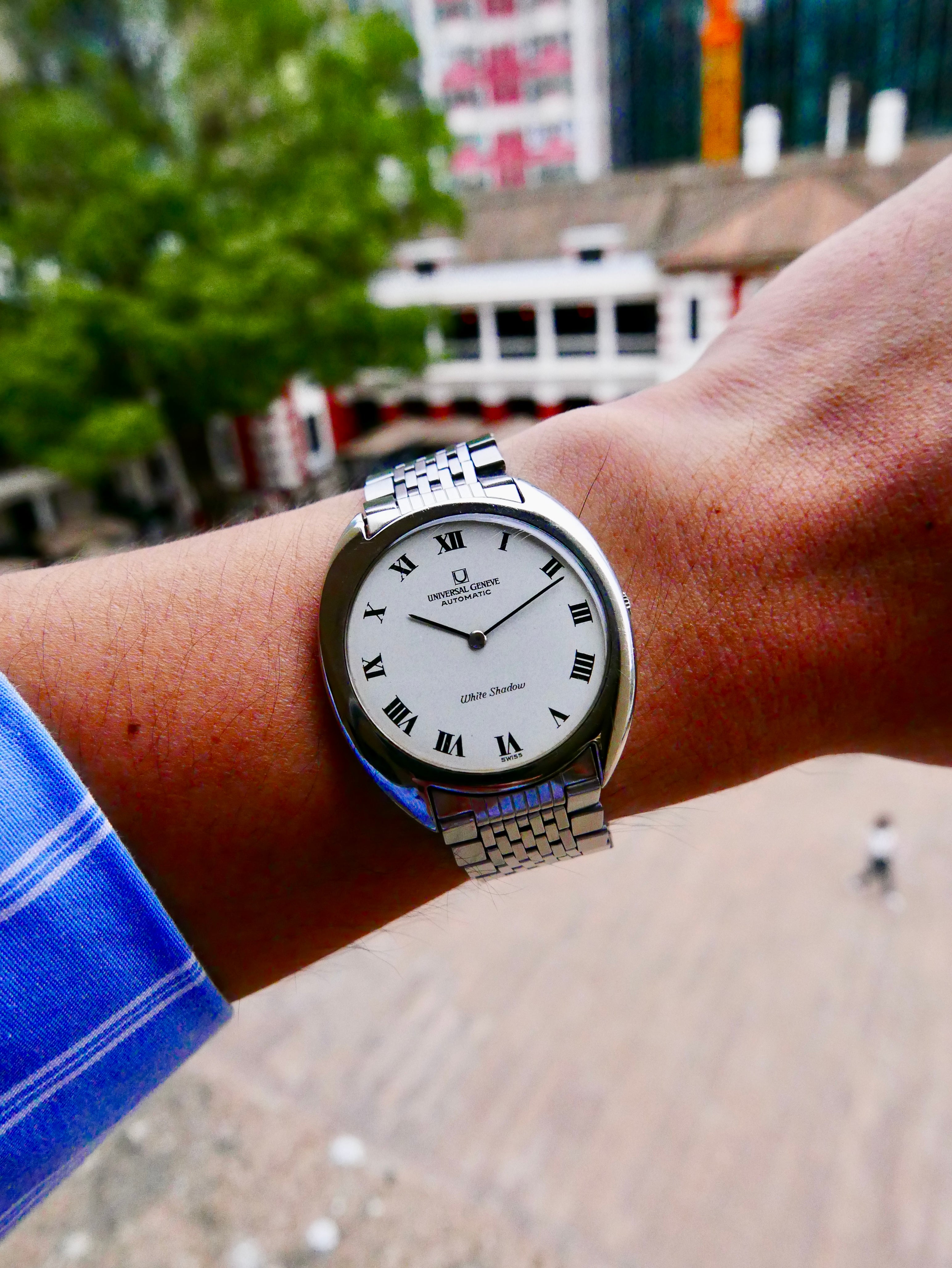 Universal Geneve White Shadow