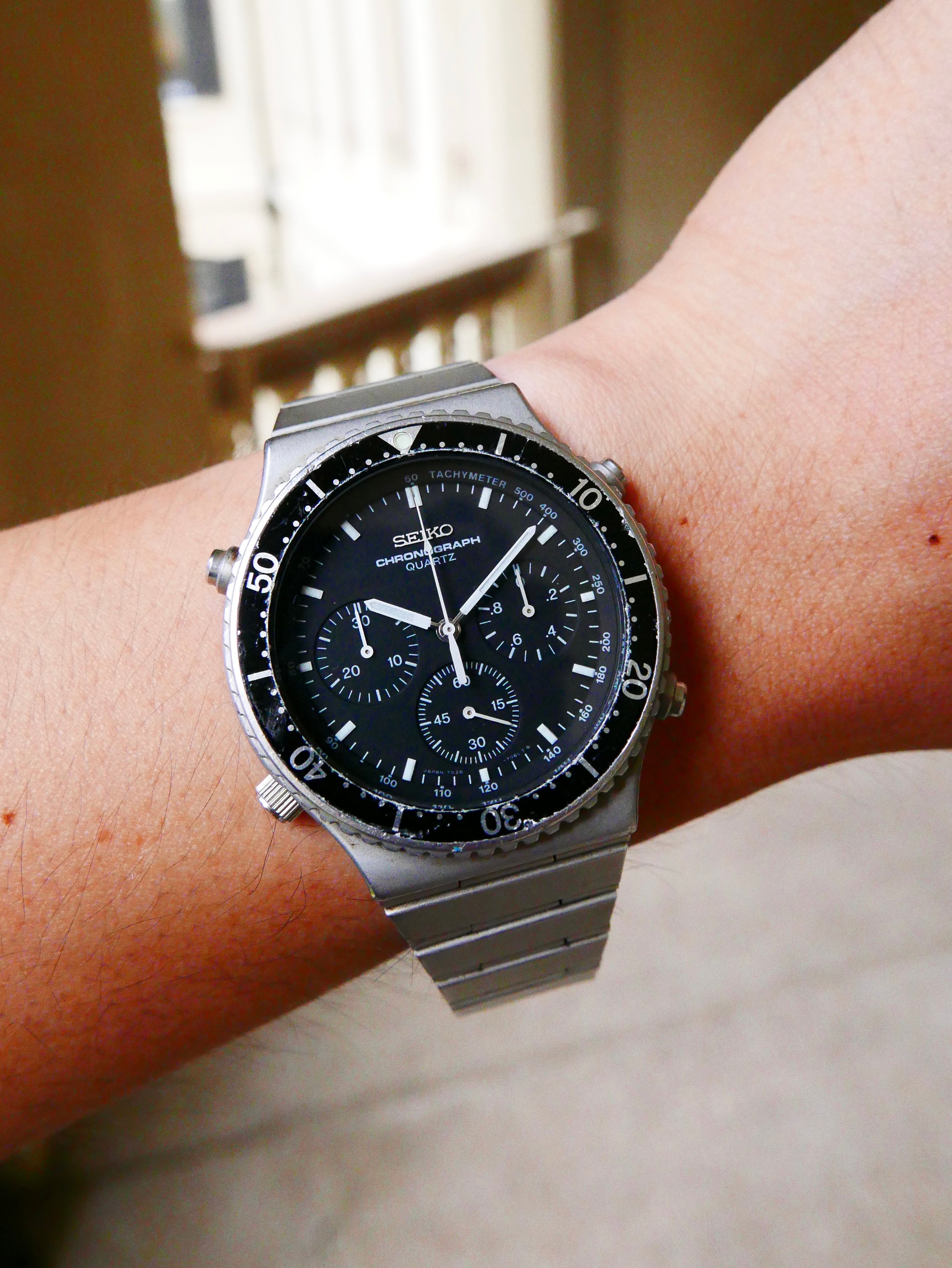 Vintage Watch | Seiko Quartz Chronograph 7A28-706LT Speedmaster with Signature Outer Ring