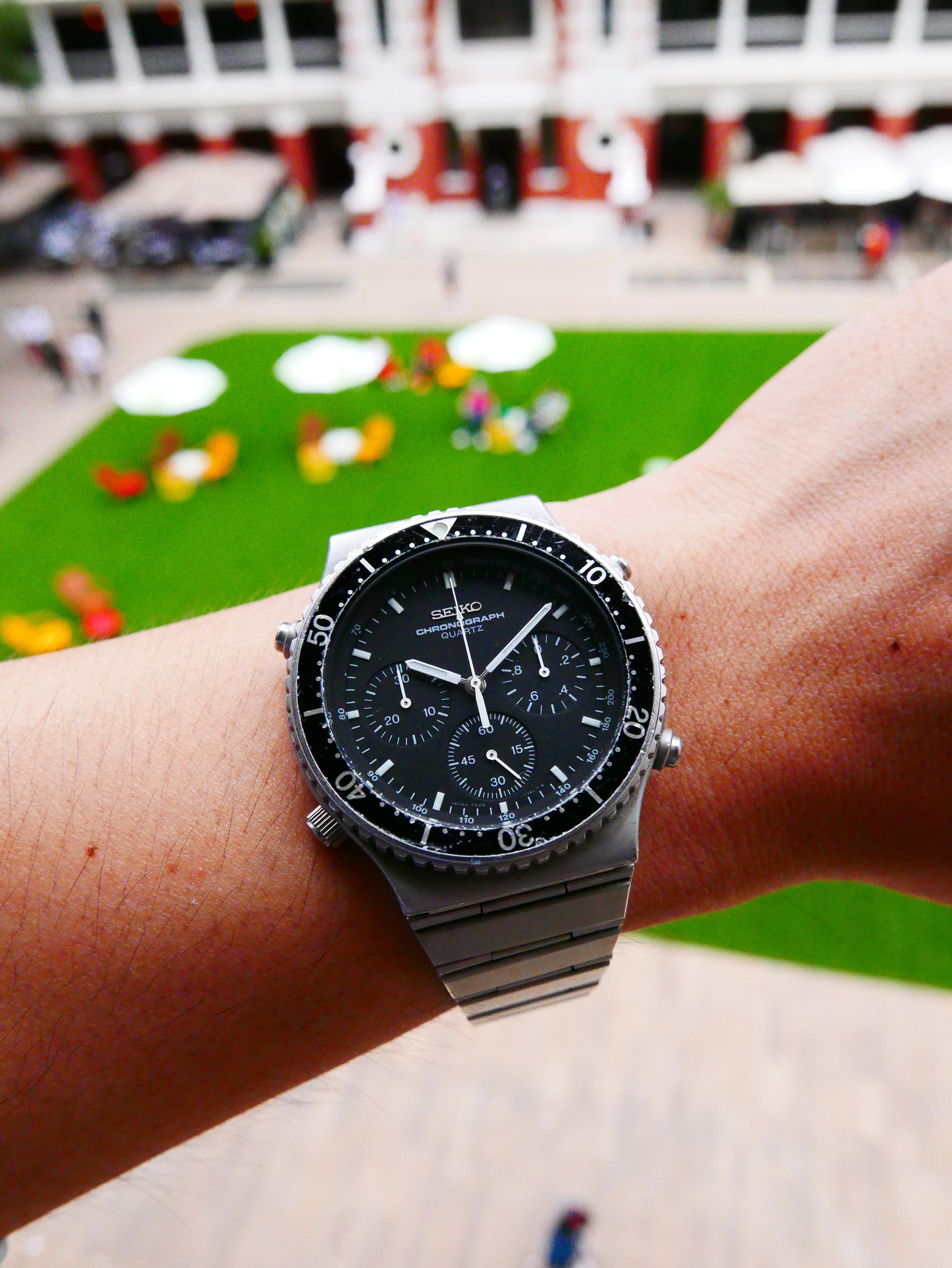 Vintage Watch | Seiko Quartz Chronograph 7A28-706LT Speedmaster with Signature Outer Ring