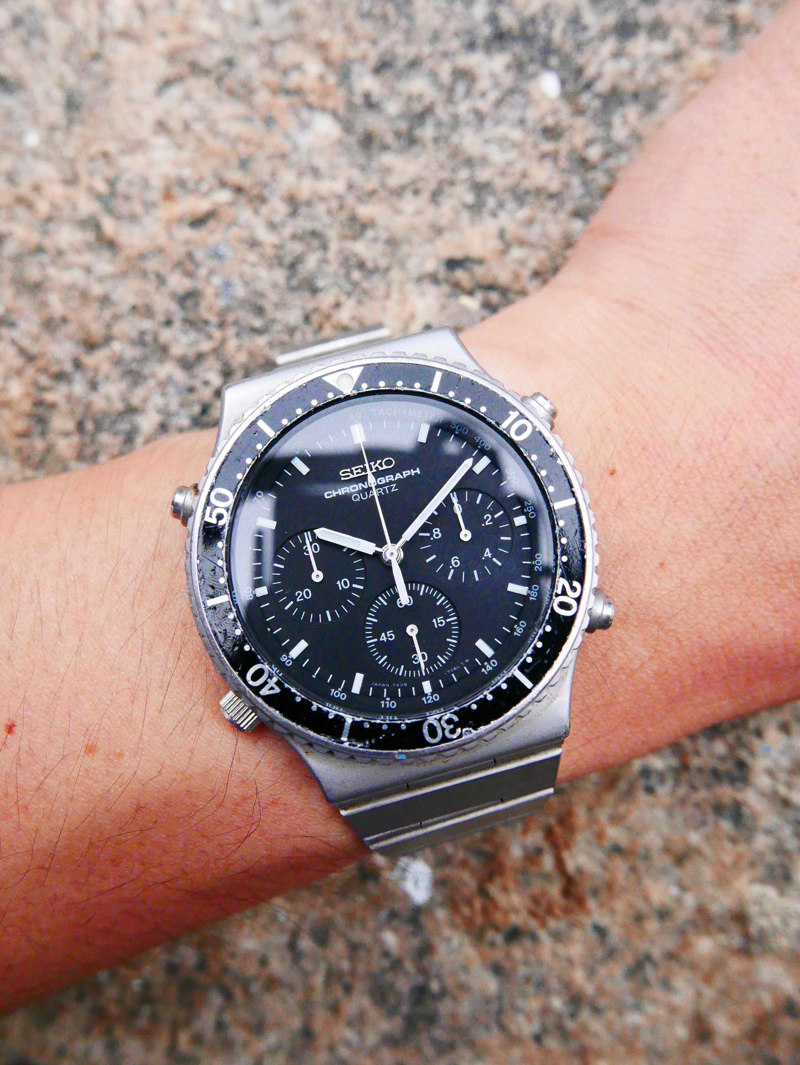 Vintage Watch | Seiko Quartz Chronograph 7A28-706LT Speedmaster with Signature Outer Ring