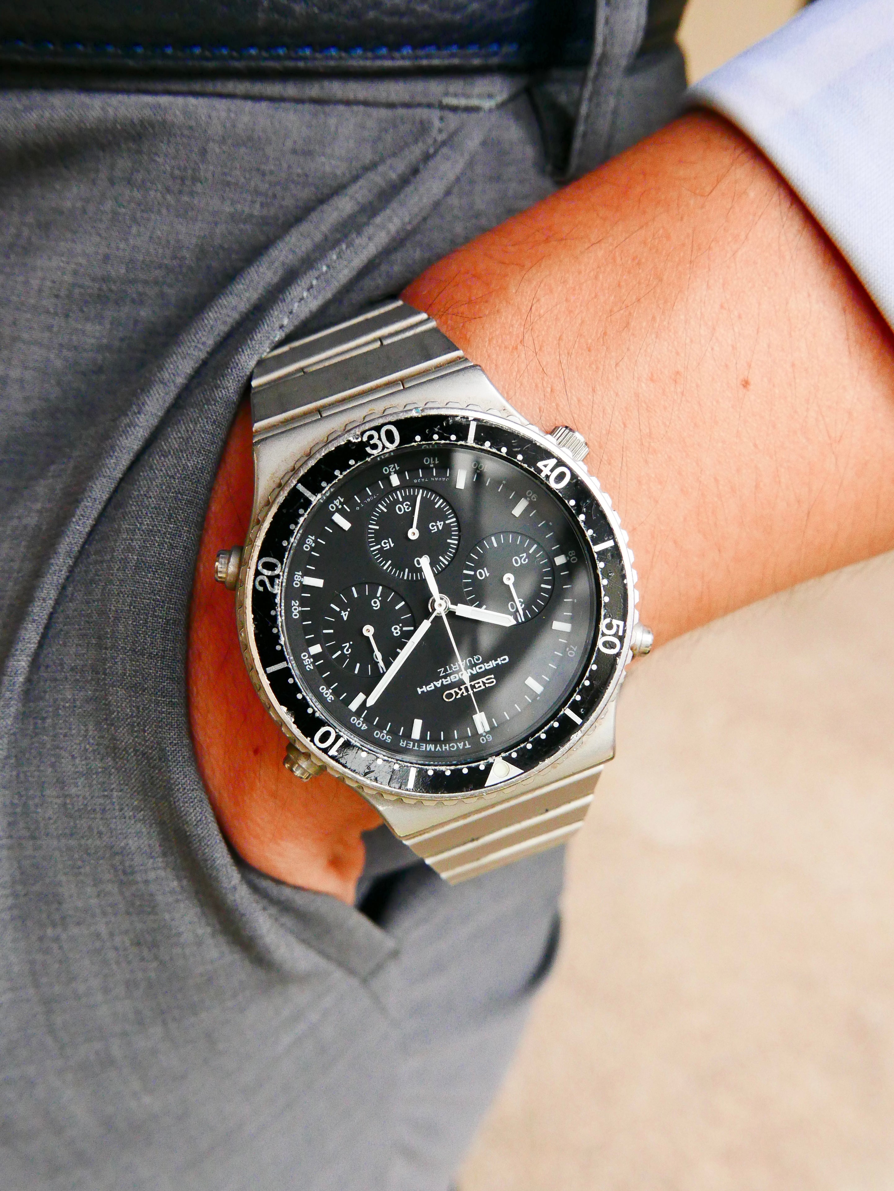 Vintage Watch | Seiko Quartz Chronograph 7A28-706LT Speedmaster with Signature Outer Ring