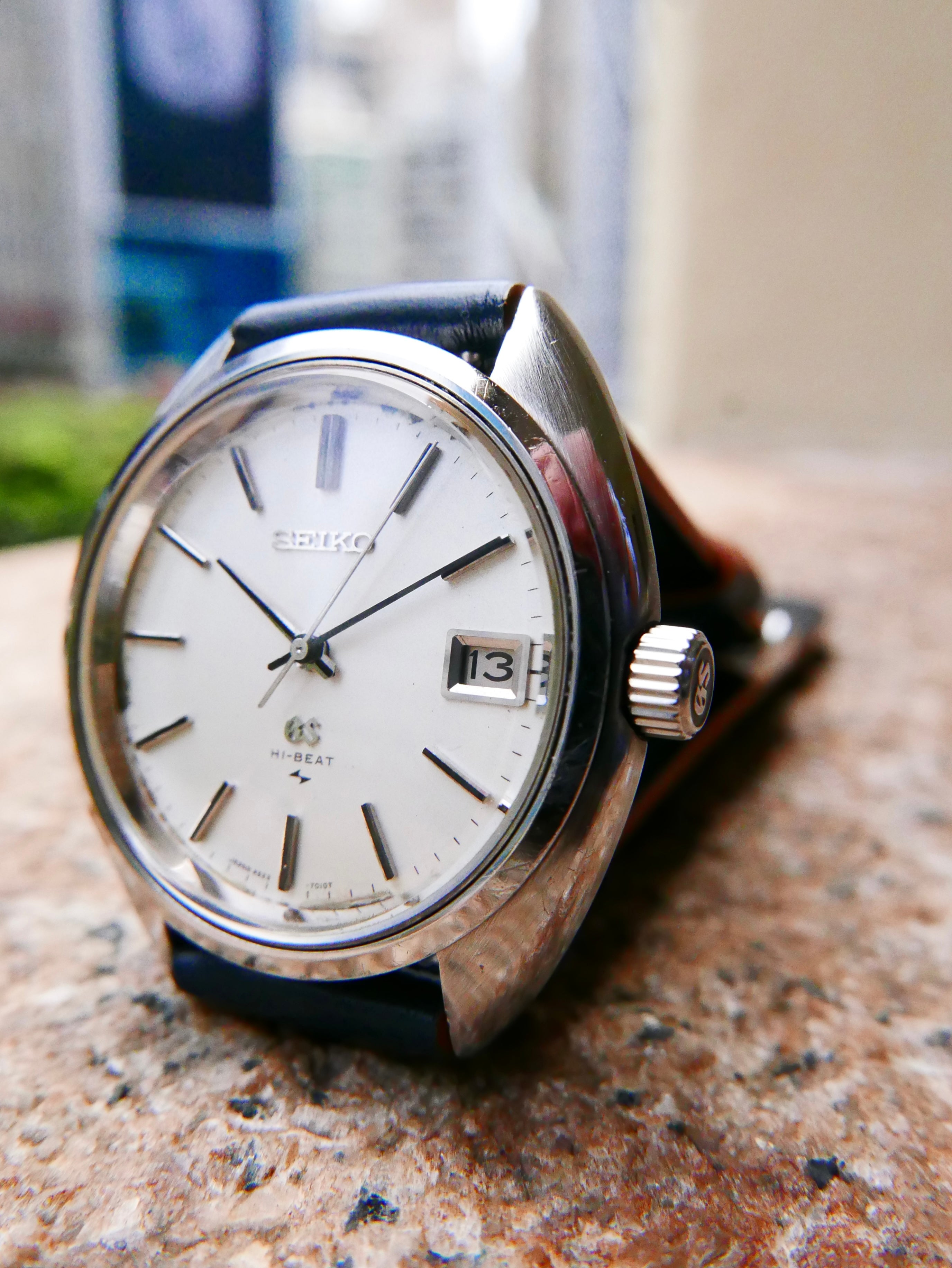 Vintage Watch | Grand Seiko 4522 Brushed Cushion Case