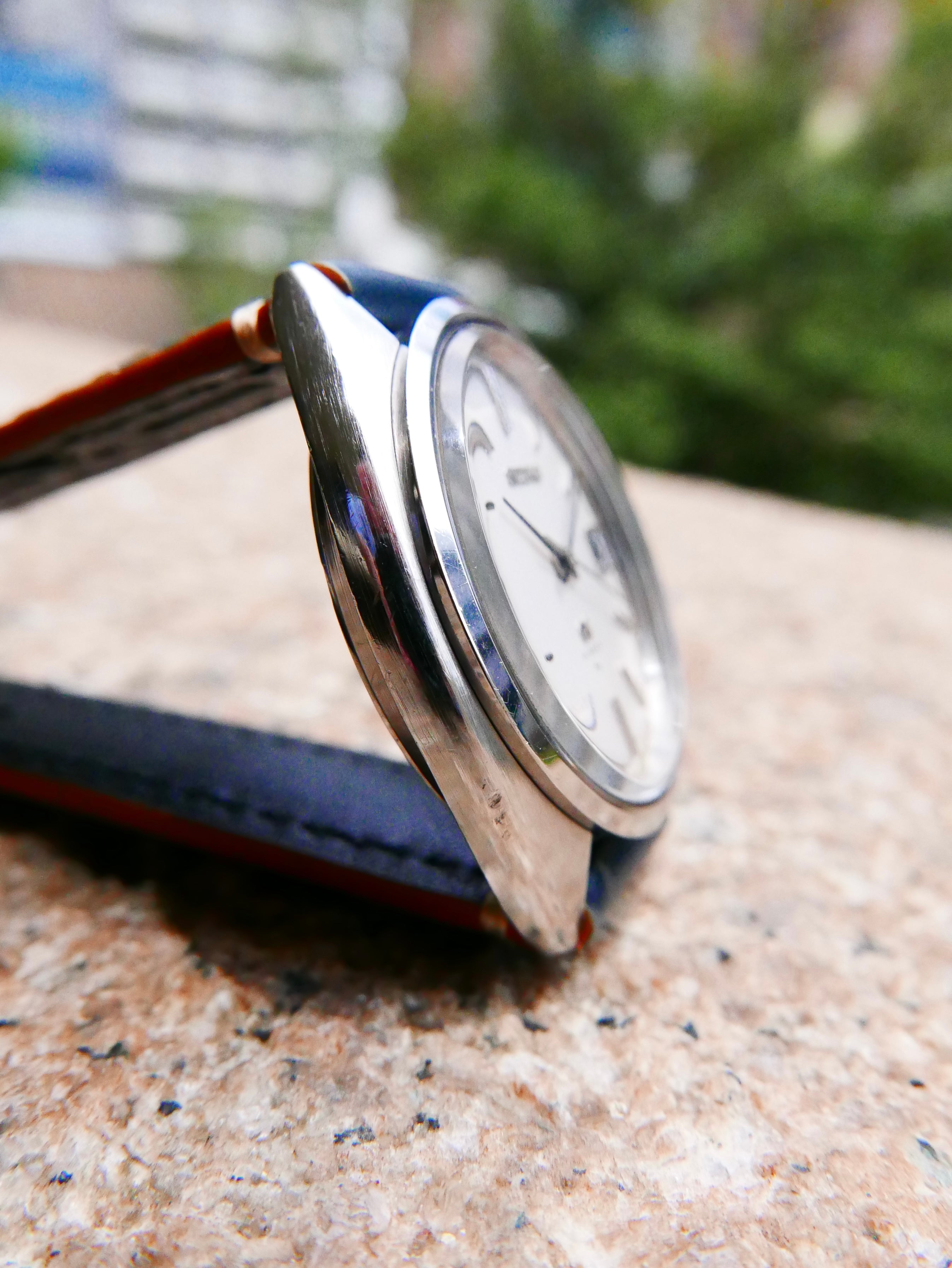 Vintage Watch | Grand Seiko 4522 Brushed Cushion Case