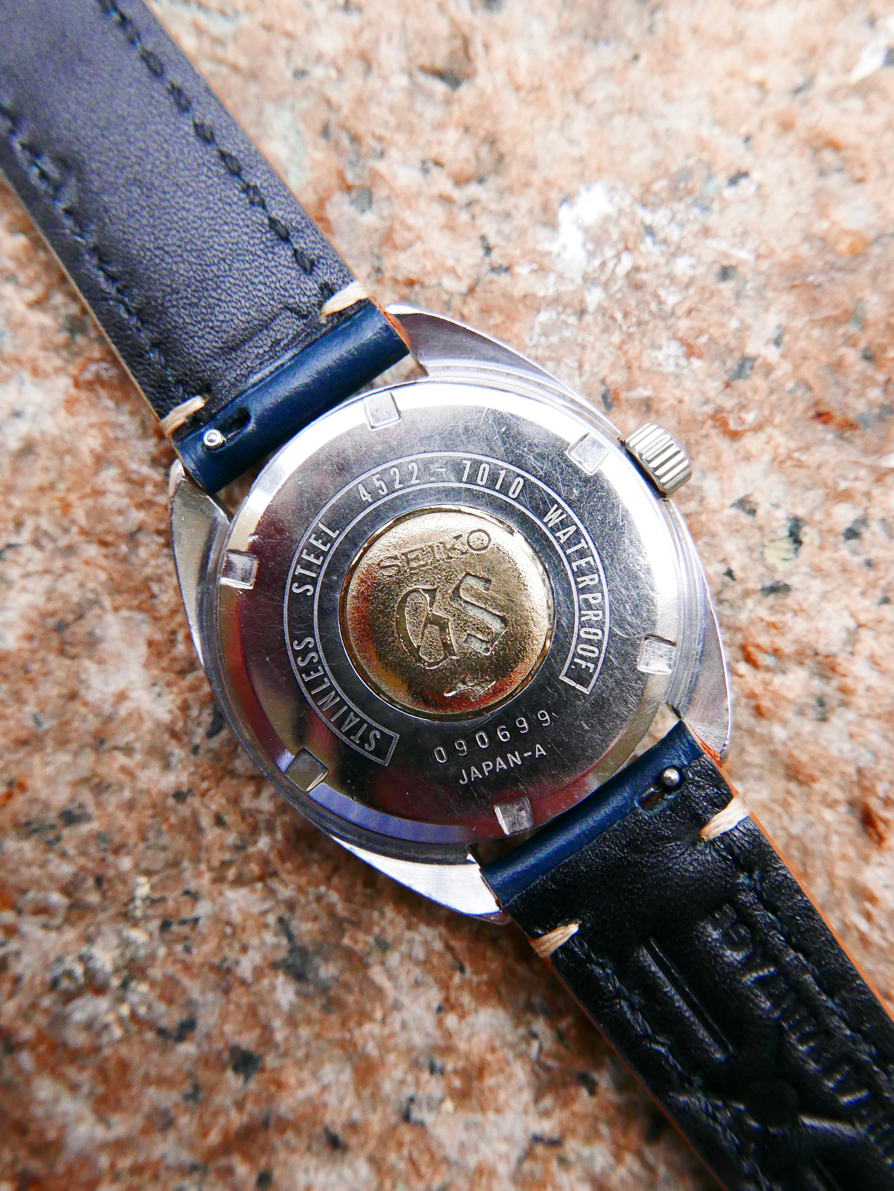 Vintage Watch | Grand Seiko 4522 Brushed Cushion Case