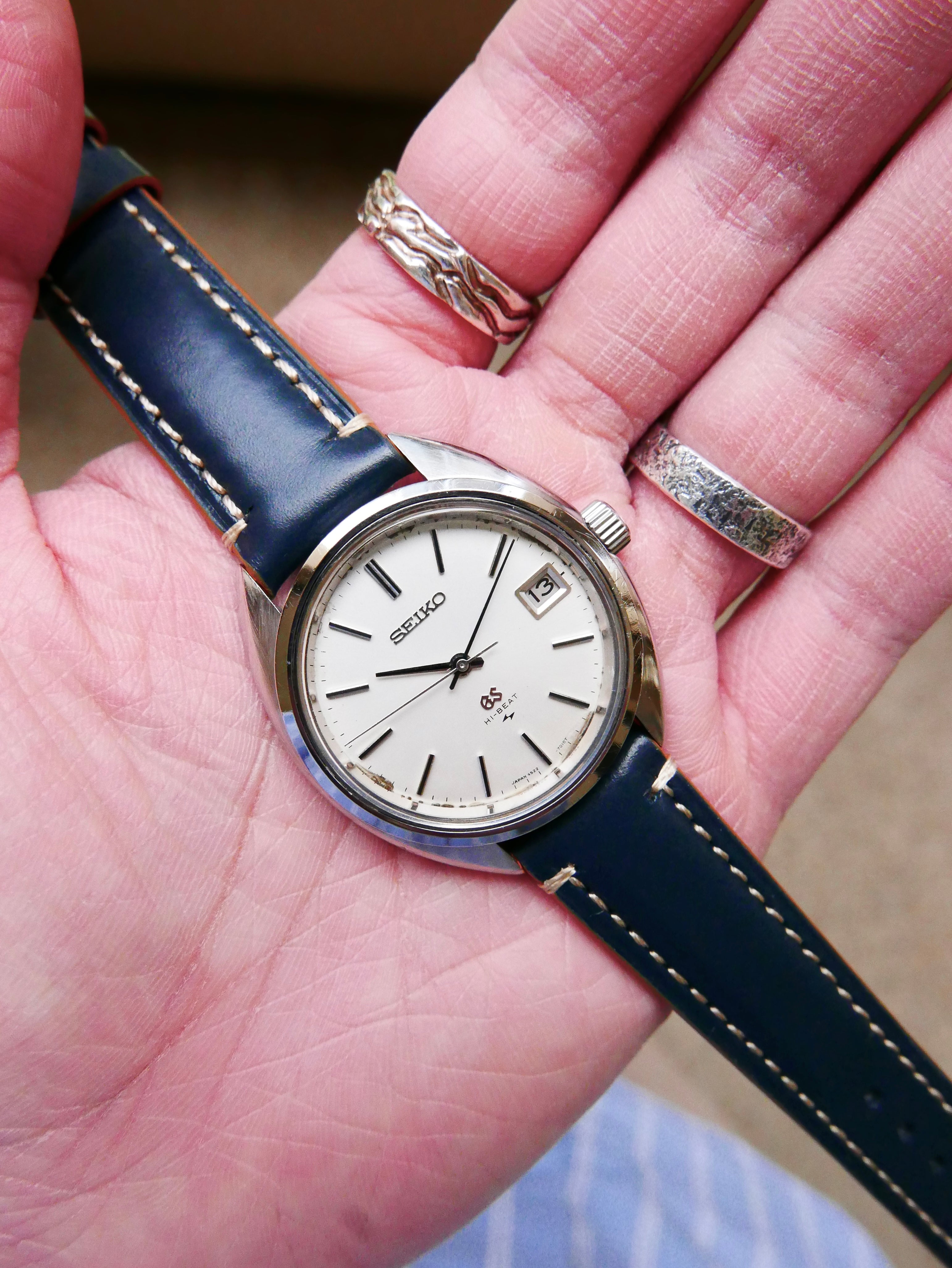 Vintage Watch | Grand Seiko 4522 Brushed Cushion Case
