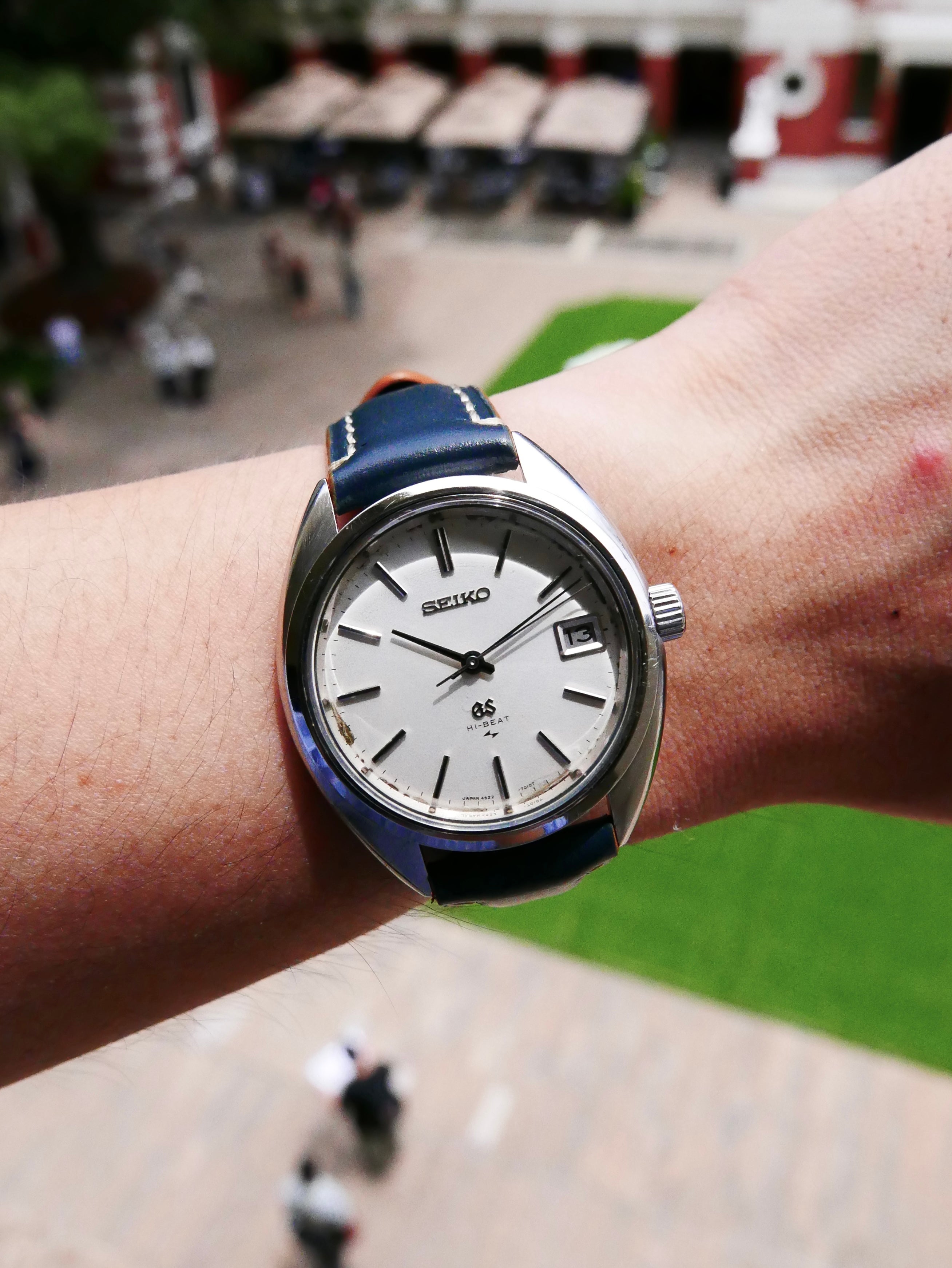 Vintage Watch | Grand Seiko 4522 Brushed Cushion Case