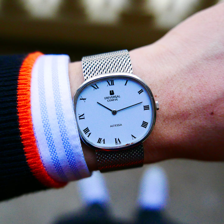 vintage-watch-vintage-universal-geneve-altessa-842125-horizontal-ellipse