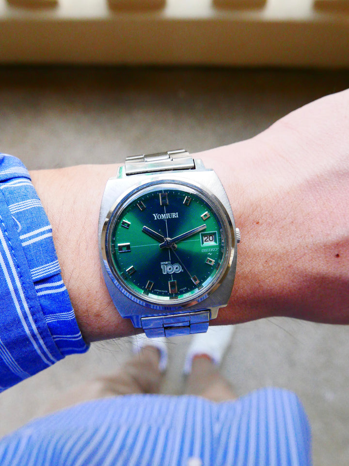 vintage-watch-seiko-7005-7001-yomiuri-shimbun-100th-anniversary-emerald-dial-full-set-with-original-box-papers-hang-tag