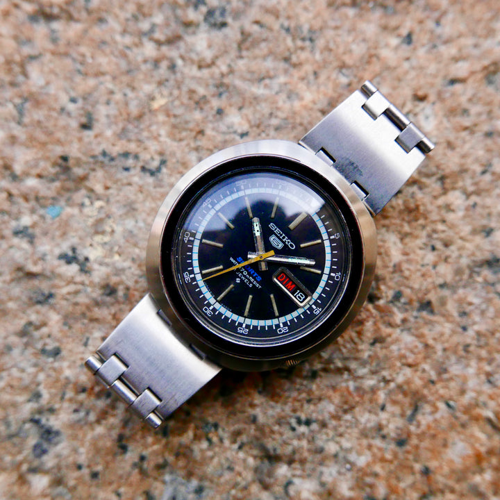 vintage-watch-seiko-sports-5-6106-6420-ufo-nos