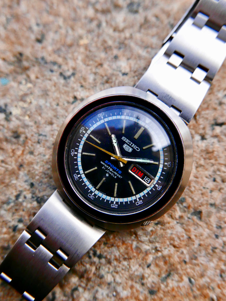vintage-watch-seiko-sports-5-6106-6420-ufo-nos