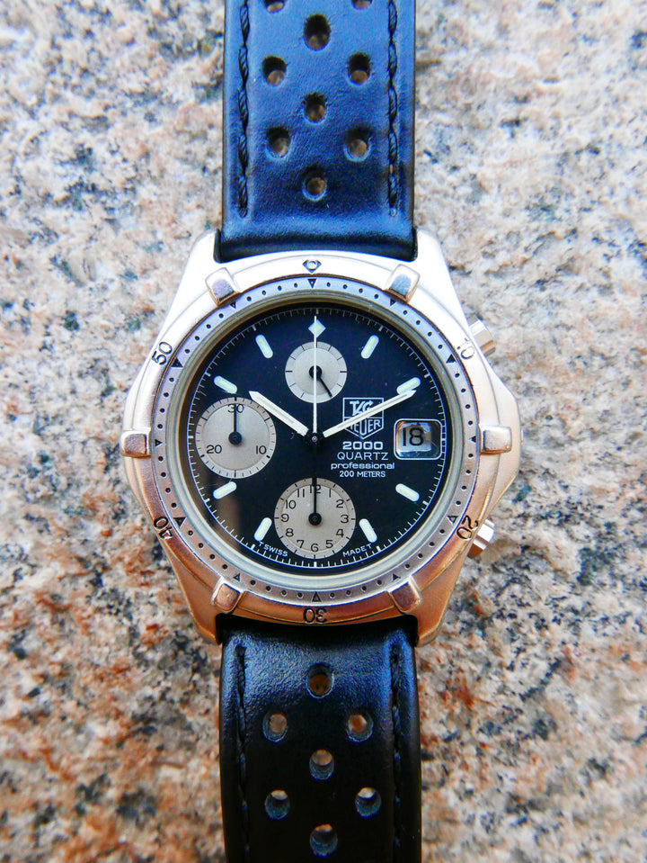 vintage-watch-tag-heuer-2000-quartz-professional-chronograph