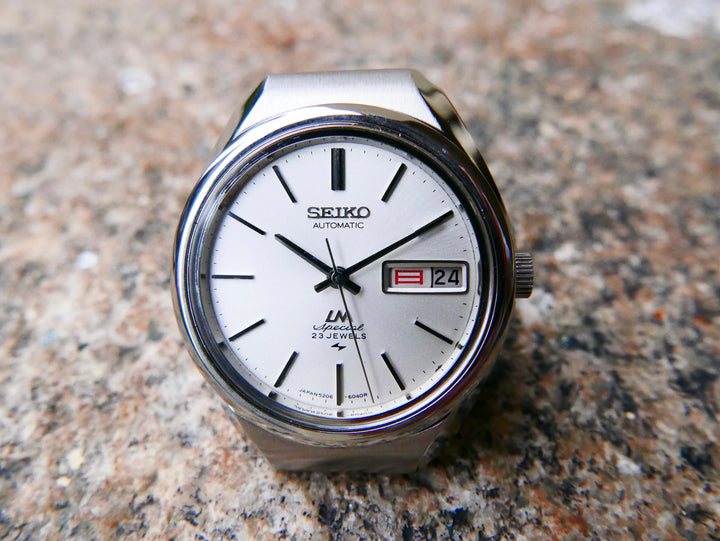 vintage-watch-seiko-lord-matic-special-5206-white