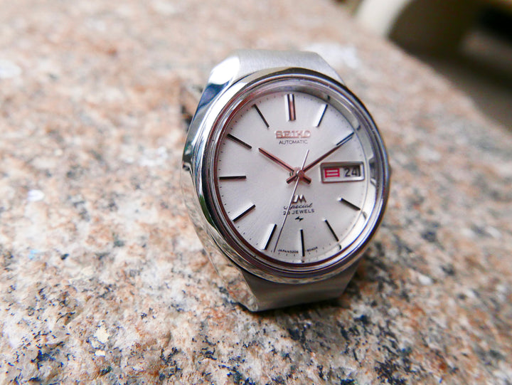 vintage-watch-seiko-lord-matic-special-5206-white