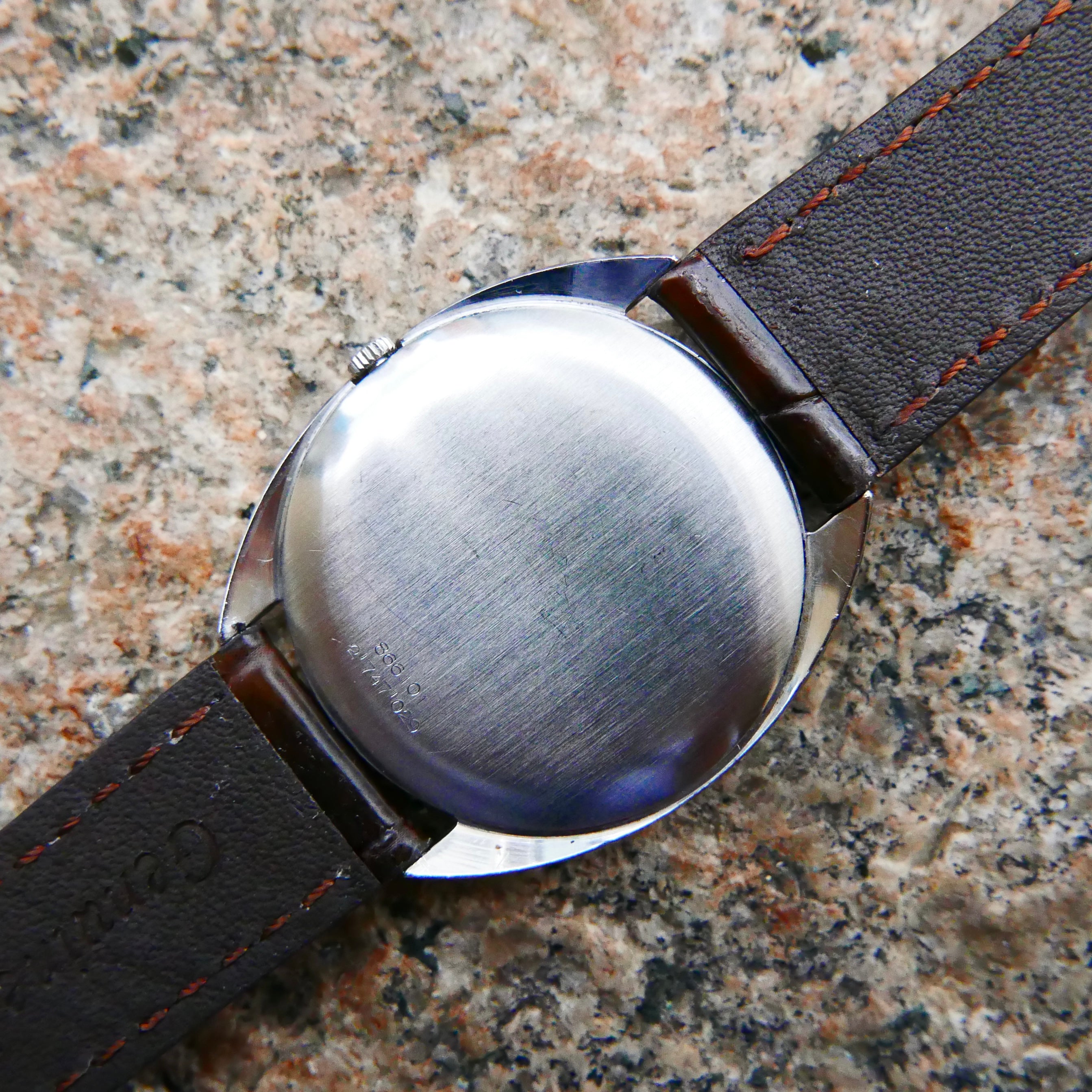 Vintage Watch | Universal Geneve White Shadow Automatic 866101