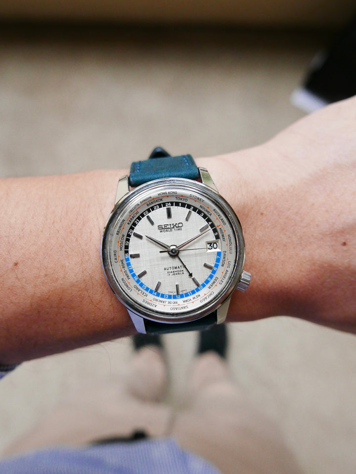 vintage-watch-seiko-world-time-6217-7000-1964-tokyo-olympics-issue