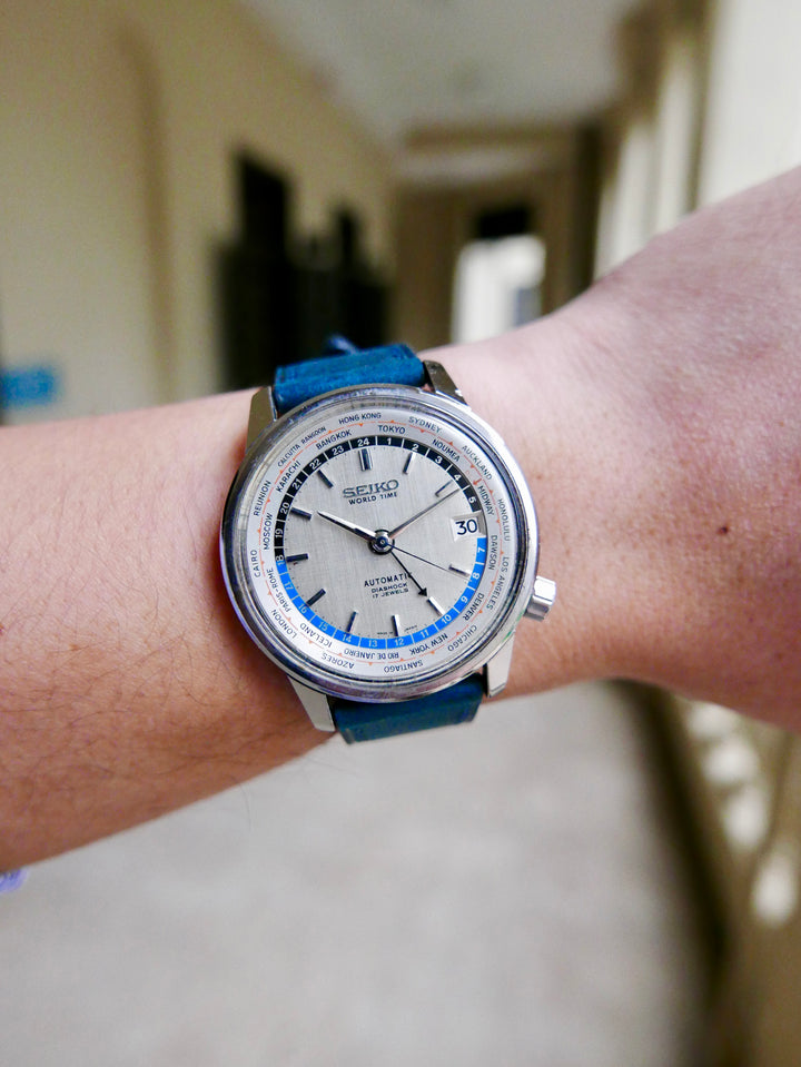 vintage-watch-seiko-world-time-6217-7000-1964-tokyo-olympics-issue