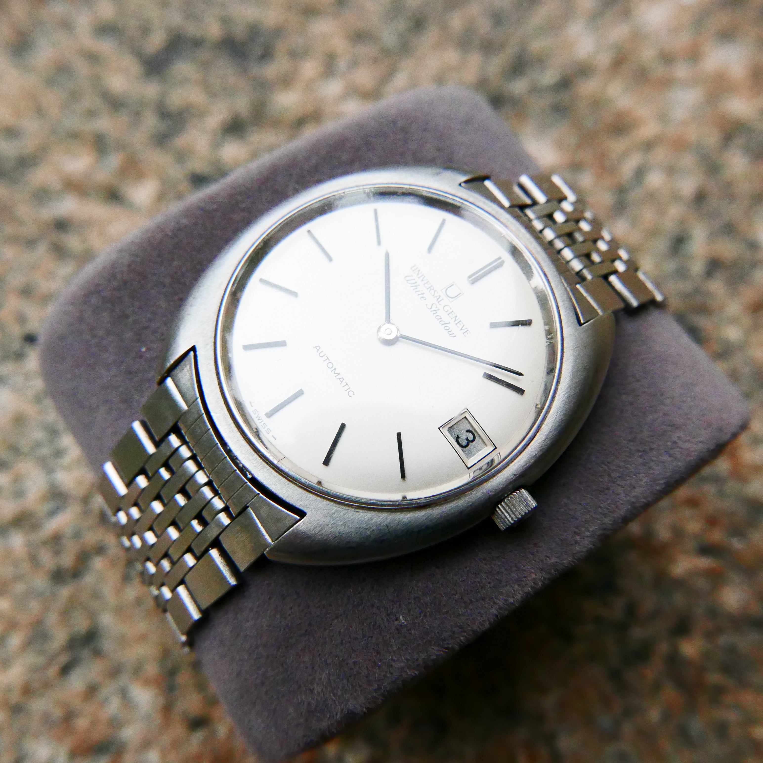 Vintage Watch | Universal Geneve White Shadow Automatic 867102 (With Certificate & Paper)