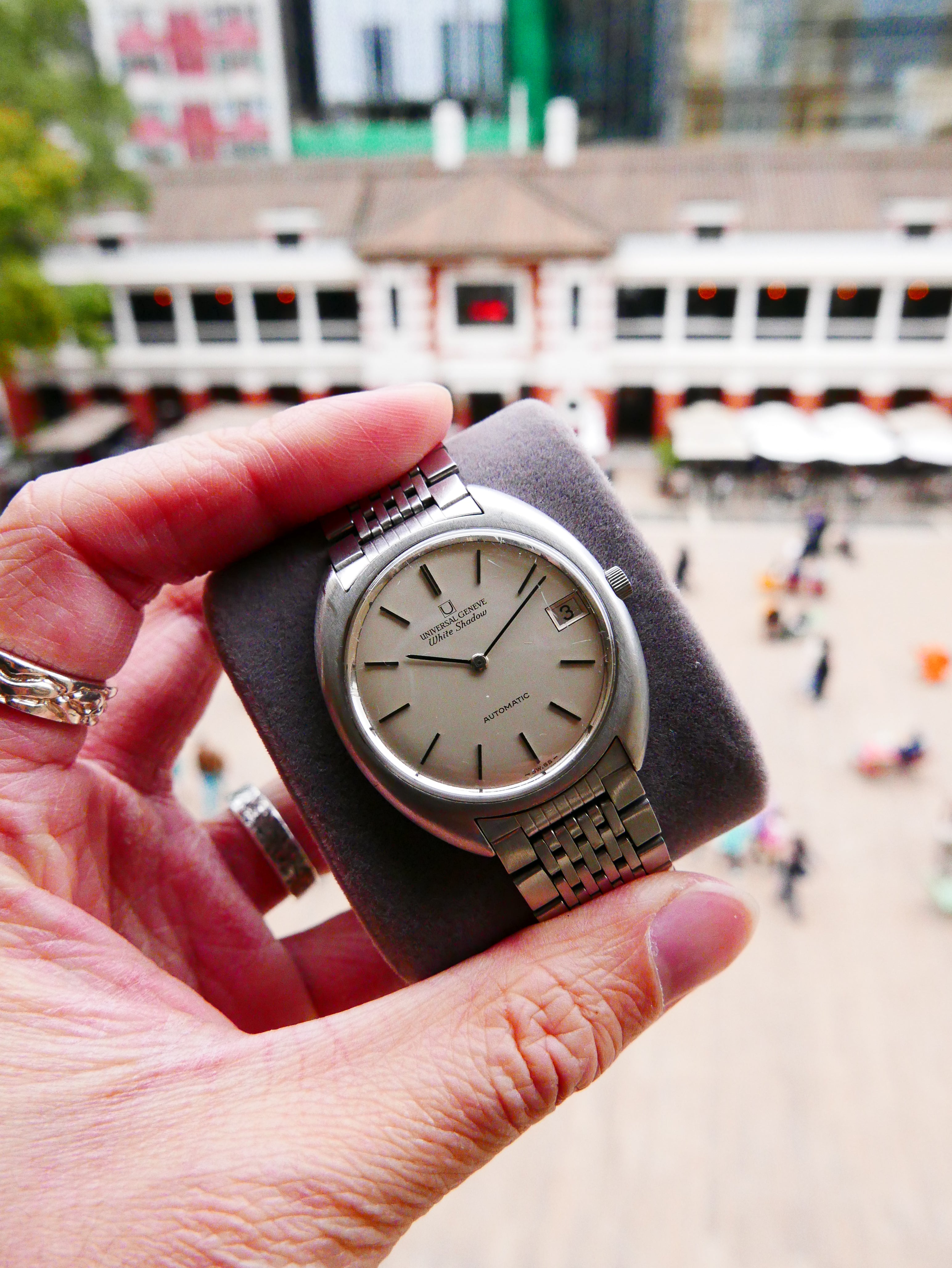 Vintage Watch | Universal Geneve White Shadow Automatic 867102 (With Certificate & Paper)