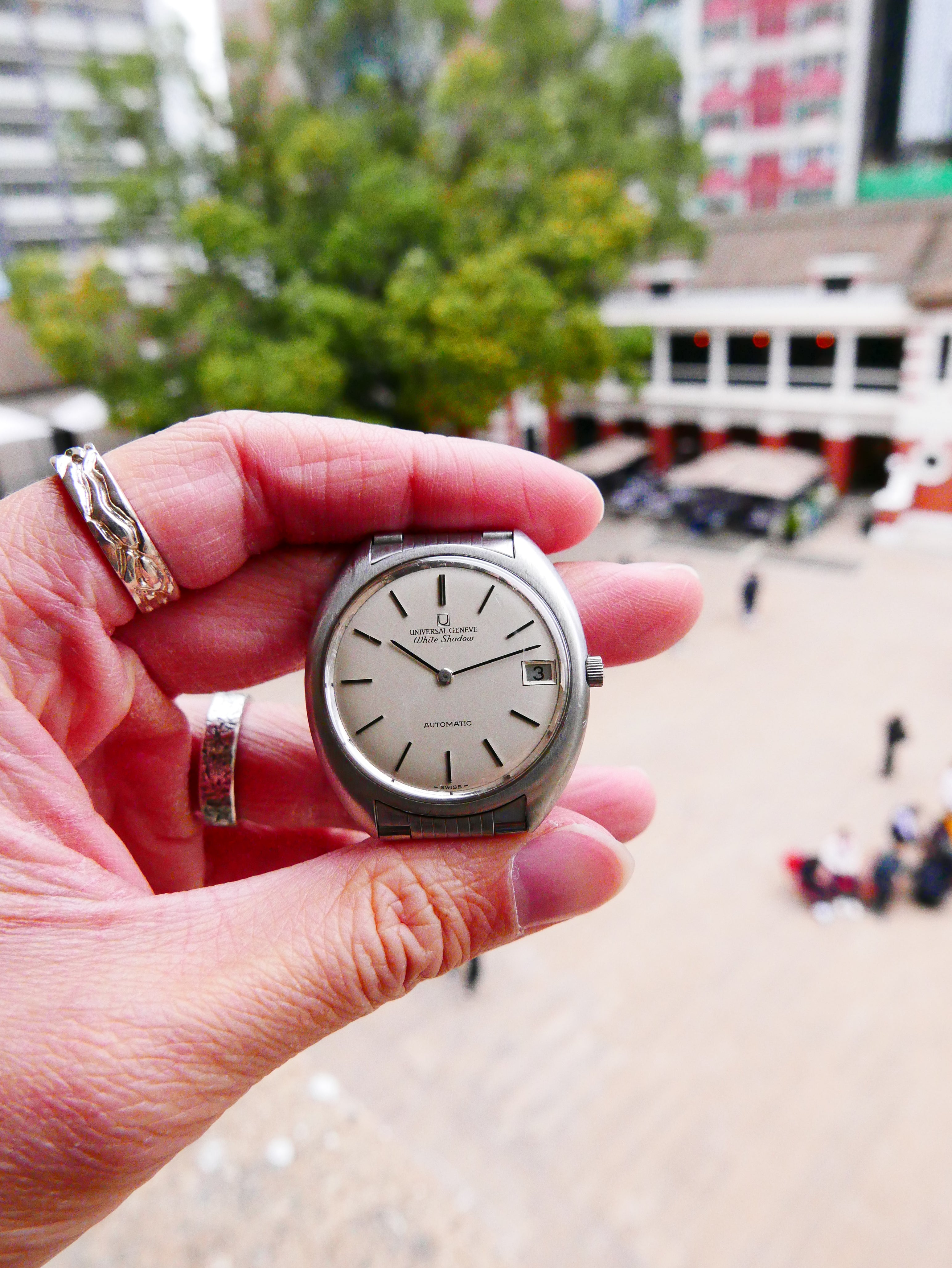 Vintage Watch | Universal Geneve White Shadow Automatic 867102 (With Certificate & Paper)