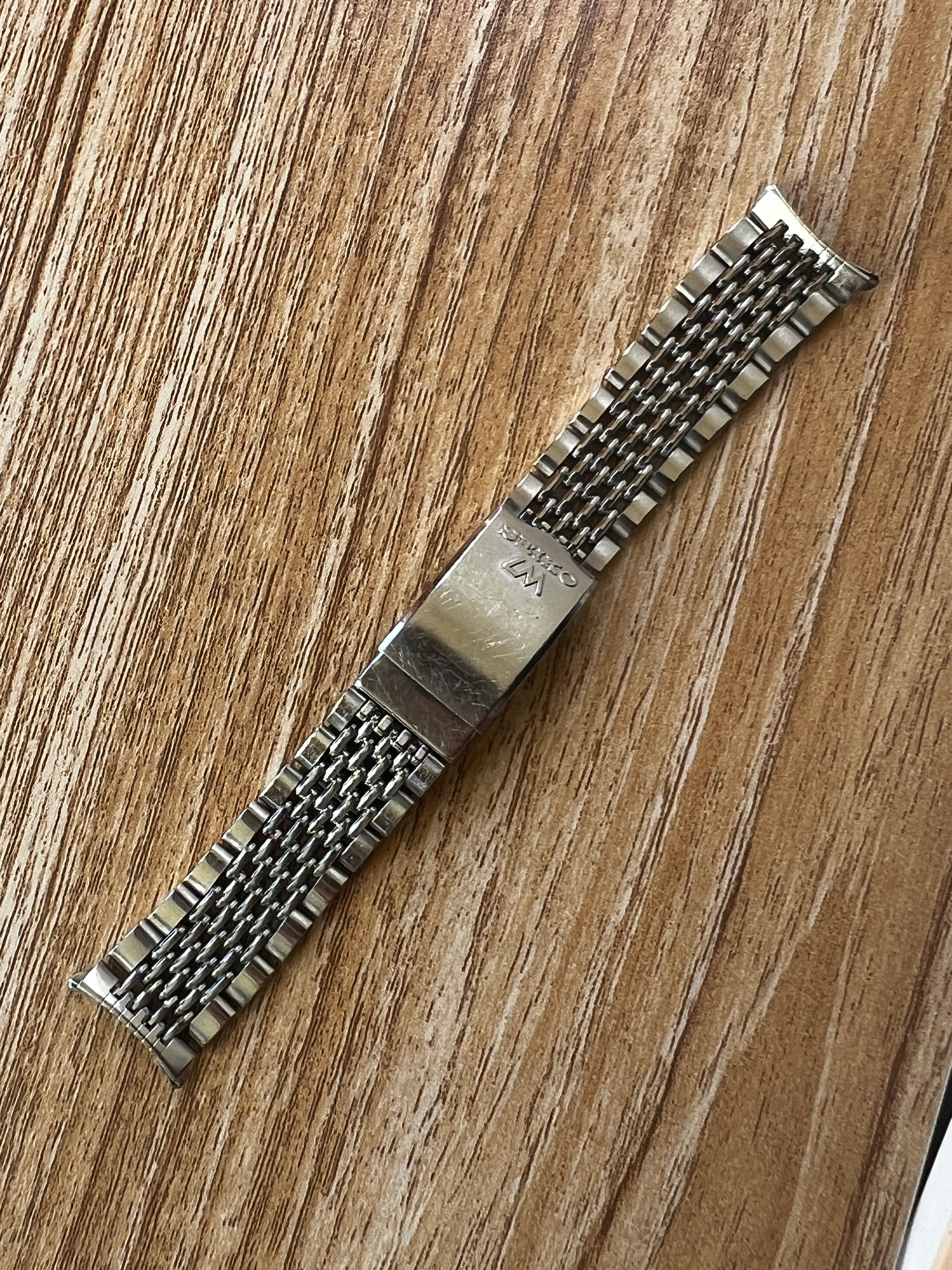Vintage Watch | Seiko Lord Matic 5601 (Case Mint)