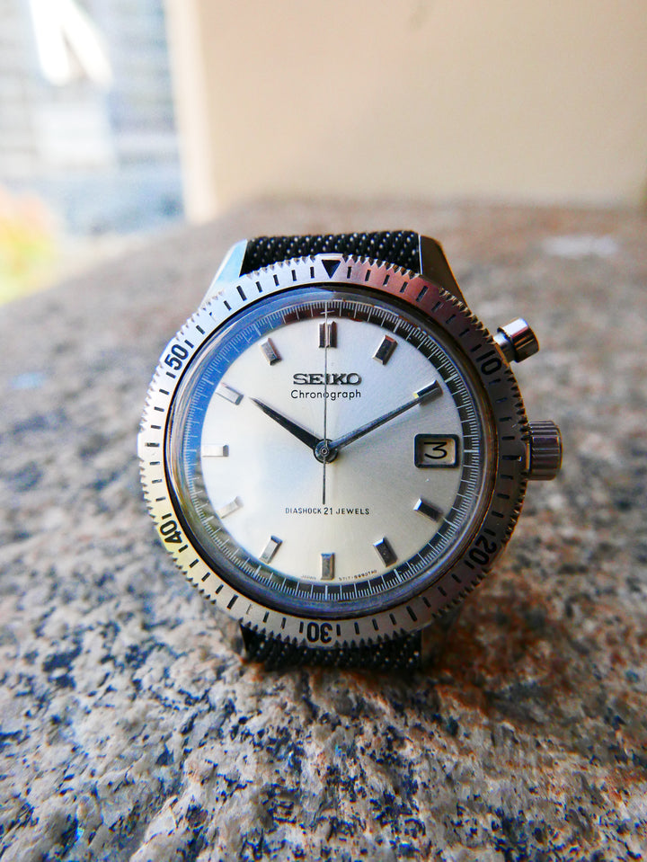 Vintage Watch | Seiko 5717-8990 Chronograph (Crown Chronograph)
