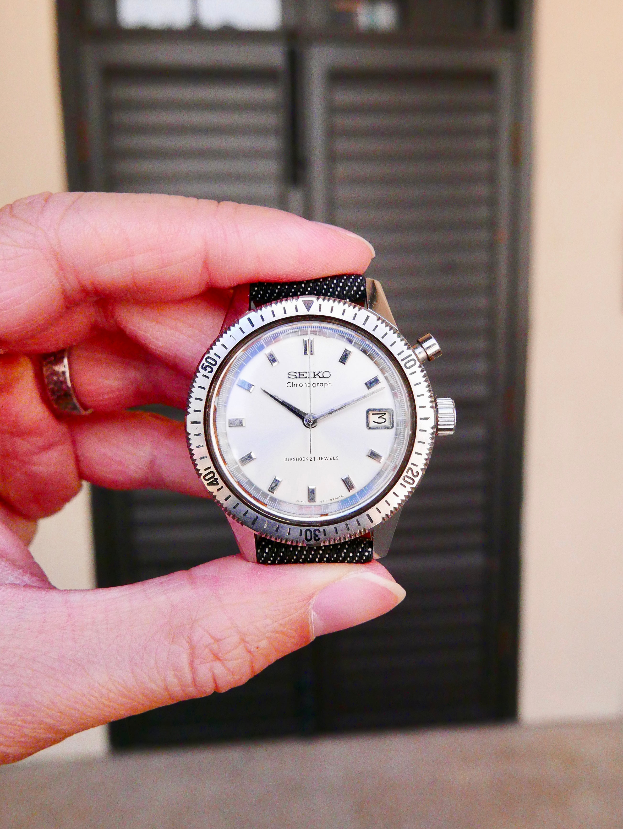 Vintage Watch | Seiko 5717-8990 Chronograph (Crown Chronograph)