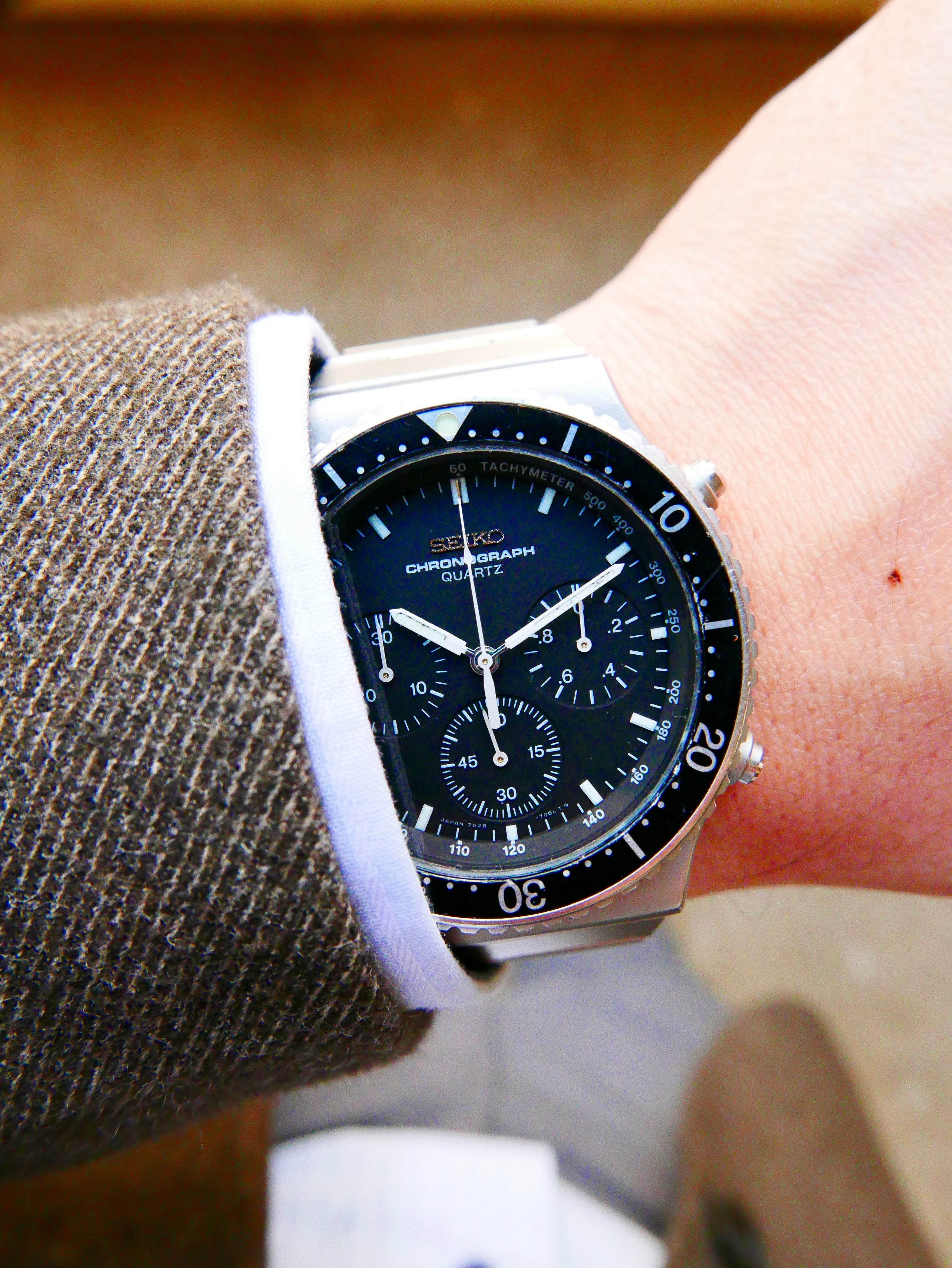 Vintage Watch | Seiko Quartz Chronograph 7A28-706LT Speedmaster with Signature Outer Ring