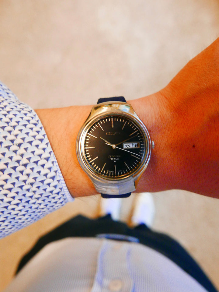 vintage-watch-seiko-vfa-quartz-3823-7000