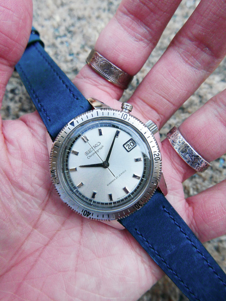 vintage-watch-seiko-5717-8990-chronograph-crown-chronograph
