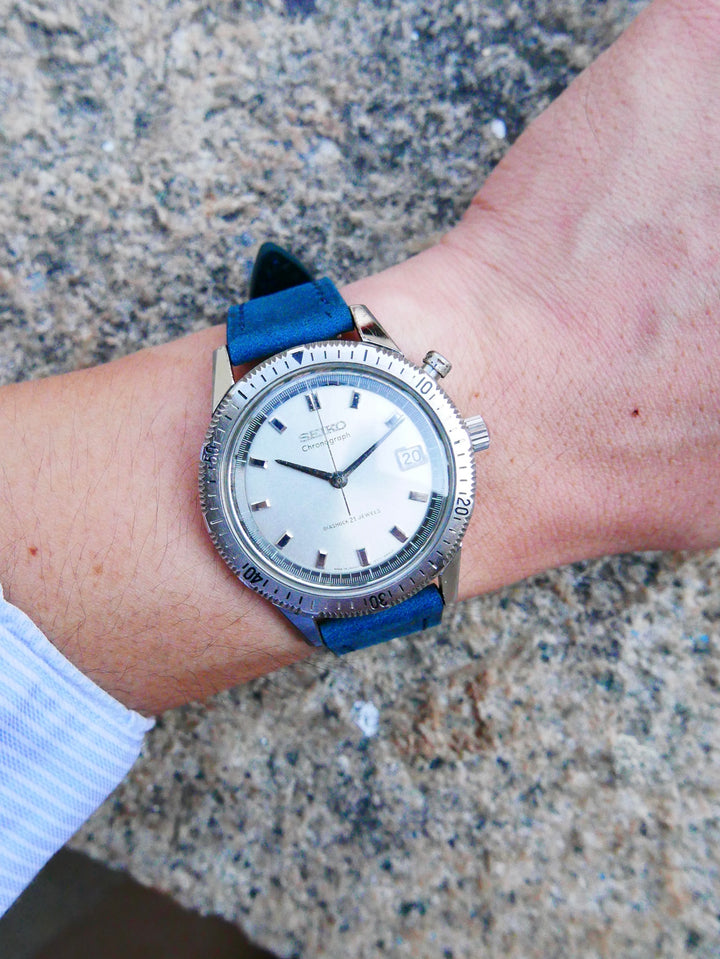 vintage-watch-seiko-5717-8990-chronograph-crown-chronograph