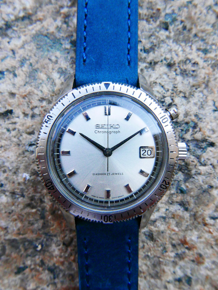 vintage-watch-seiko-5717-8990-chronograph-crown-chronograph